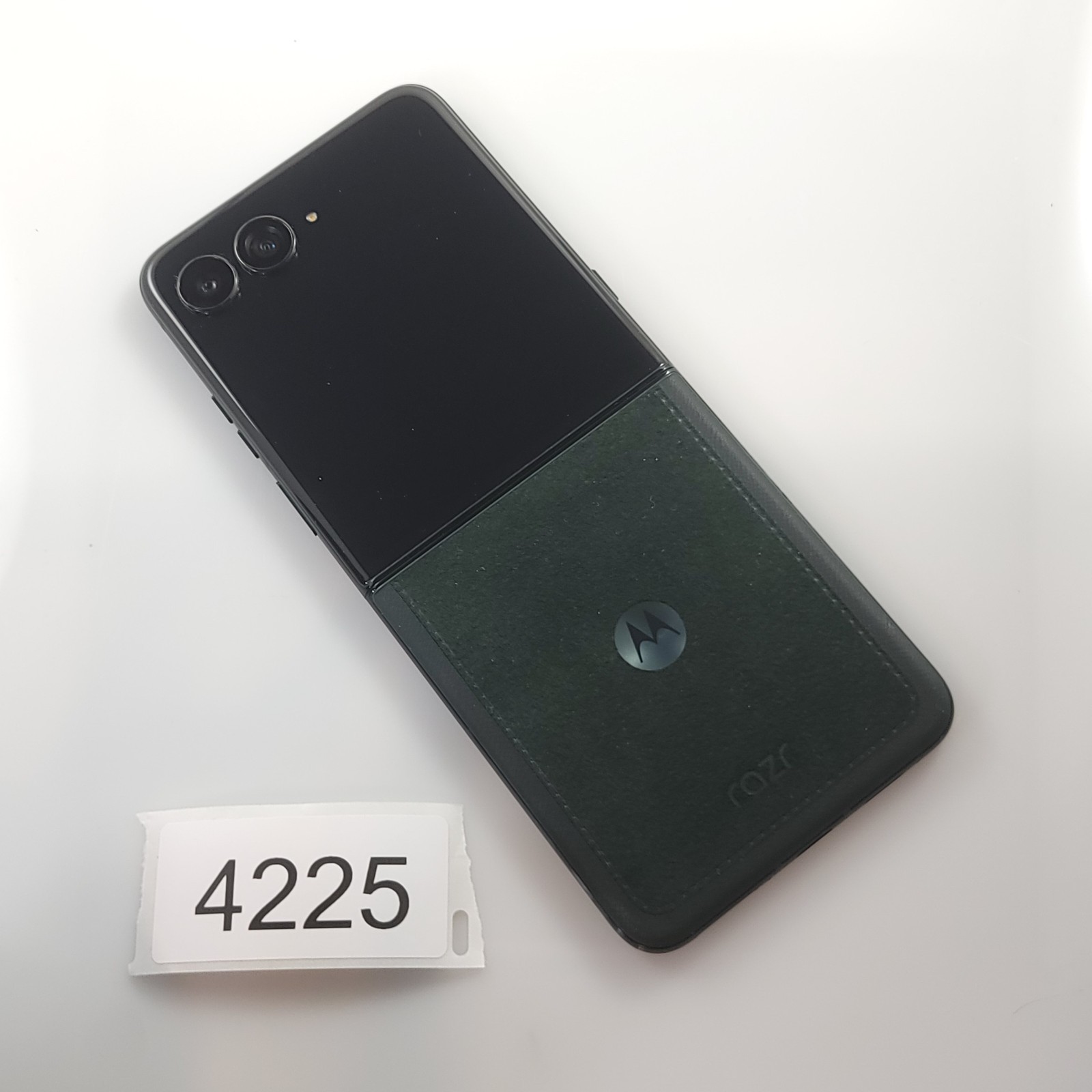 Motorola Razr Ultra 2025 512GB XT2551-1 Factory Unlocked (For Parts) 4225