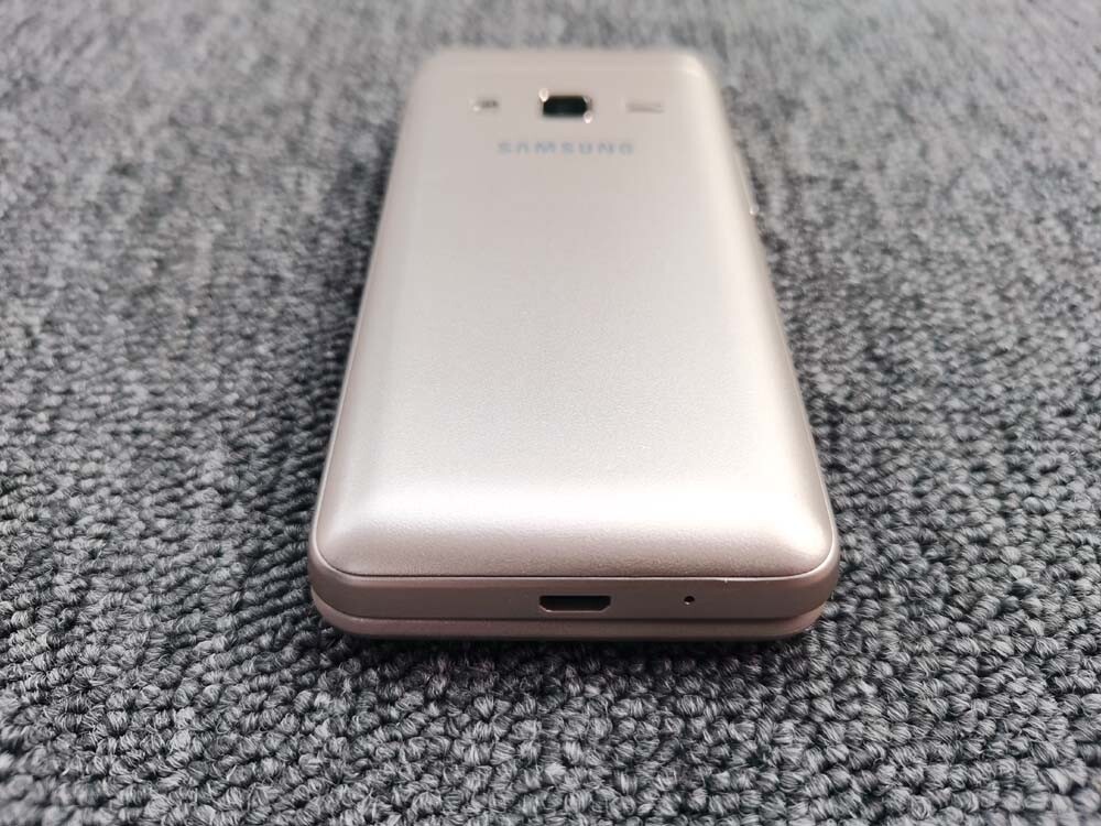 Samsung Galaxy Folder 2 G1600 Unlocked Flip SmartPhone Dual Sim 2GB 16GB ROM A+