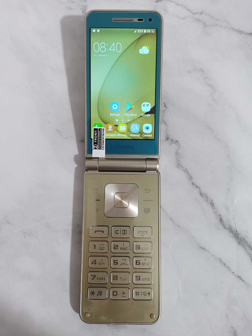 SM-G1600 Samsung Galaxy Folder 16GB Android Factory Unlocked Flip Smartphone
