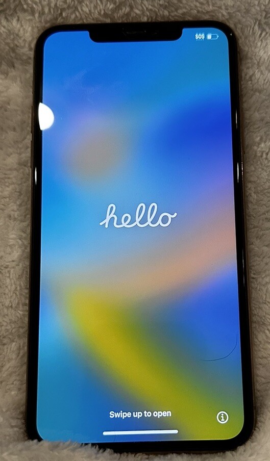 Apple iPhone 11 Pro Max – 256GB – Gold (AT&T) A2161 (CDMA + GSM)