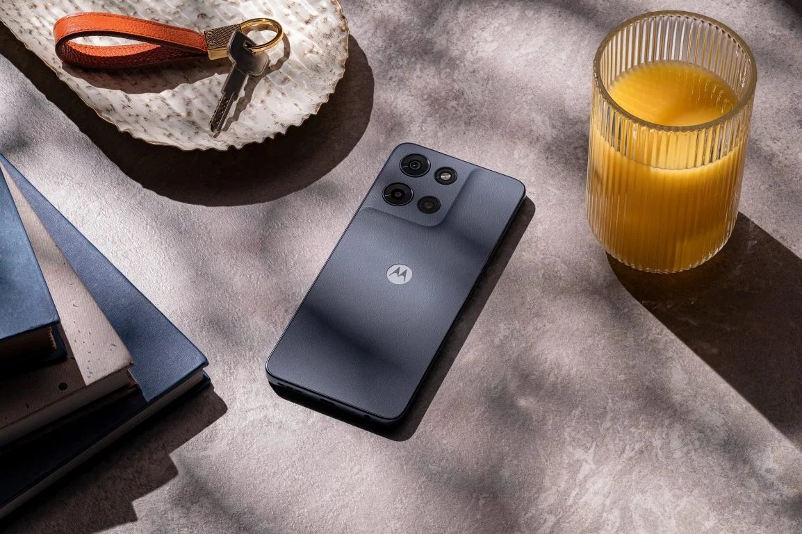New Motorola Moto G 5G 2025 – XT2513 – 128GB – (T-Mobile) – Forest Gray