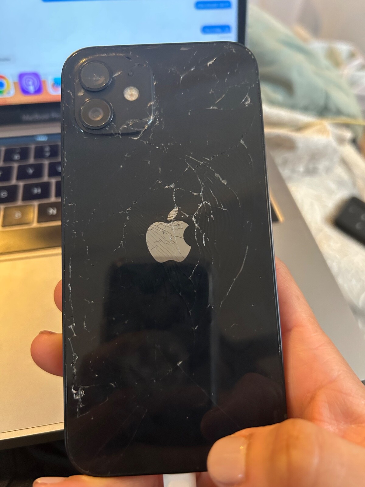 Apple iPhone 12 – 128 GB – Gray Black (Verizon)
