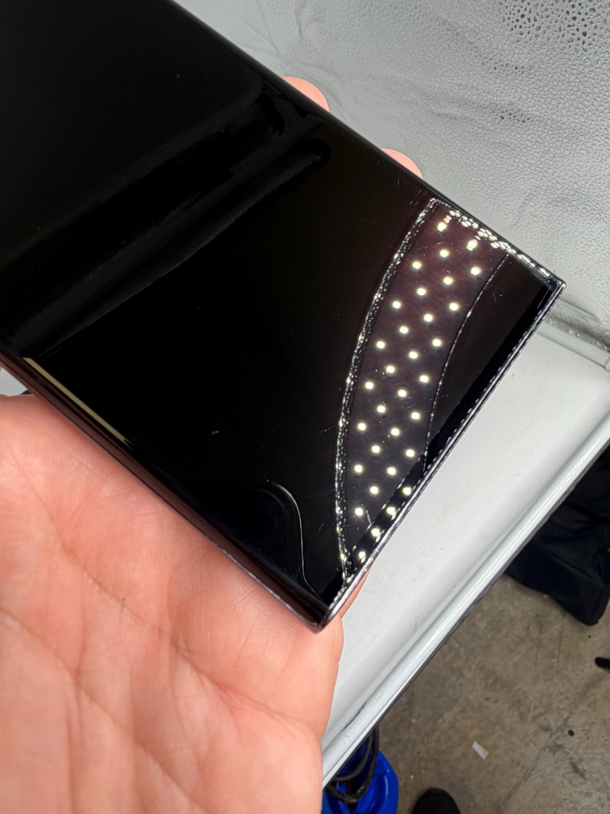 Samsung Galaxy S22 Ultra 6.8″ 512 GB Phantom Black AT&T Cracked Back