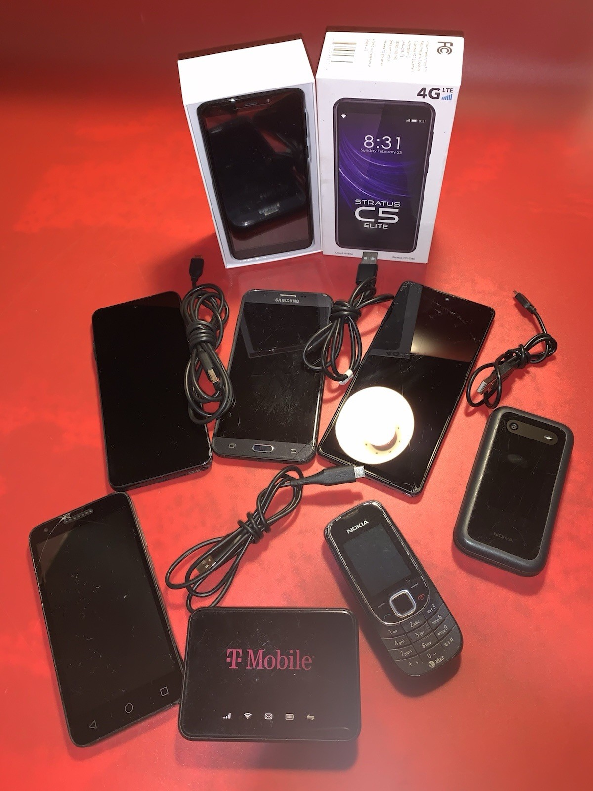 Lot of 7 pcs Assorted Smart Phone Cell Phones For Parts, Scrap or Gold Recovery