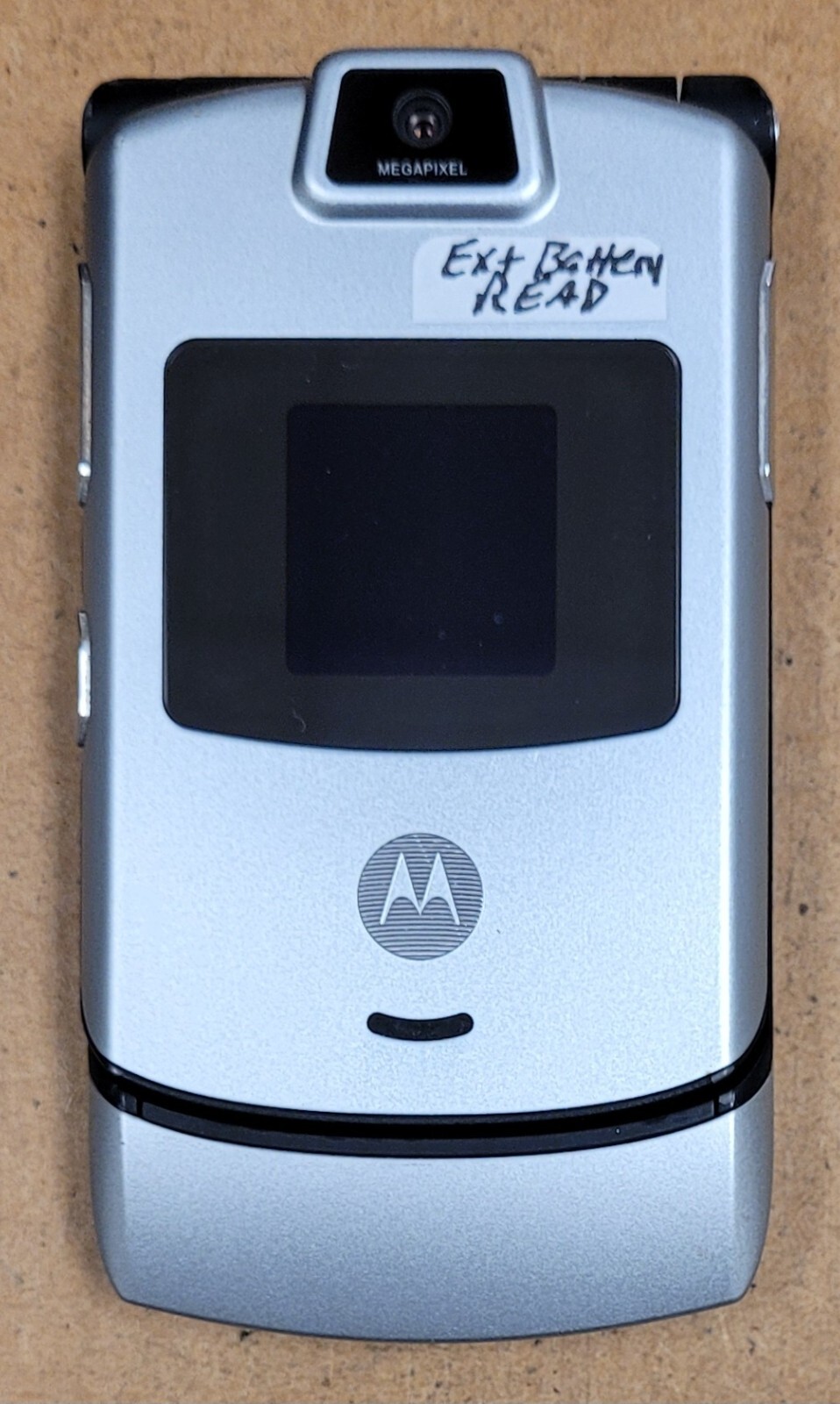 Motorola RAZR V3m – Silver and Black ( Verizon ) Cellular Flip Phone – READ