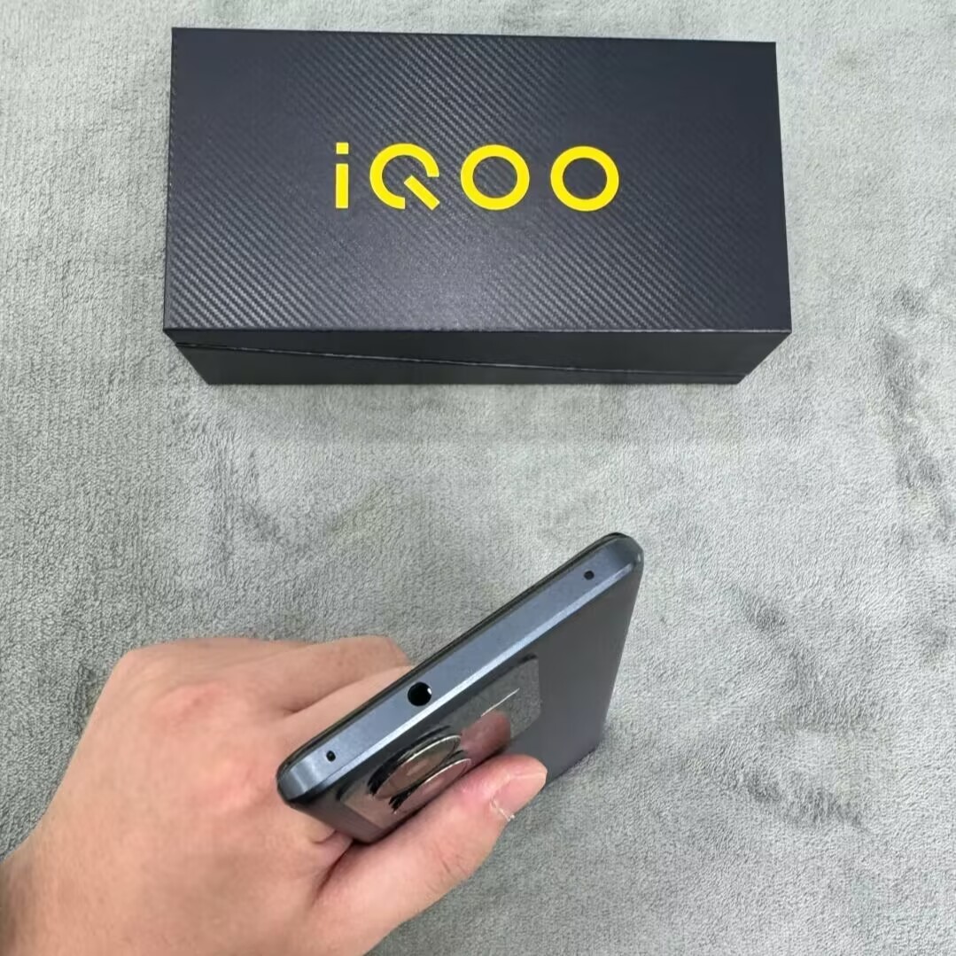 6.64″ Original vivo iQOO Z8 5G 64MP Mediatek Dimensity 8200 Android Smartphone
