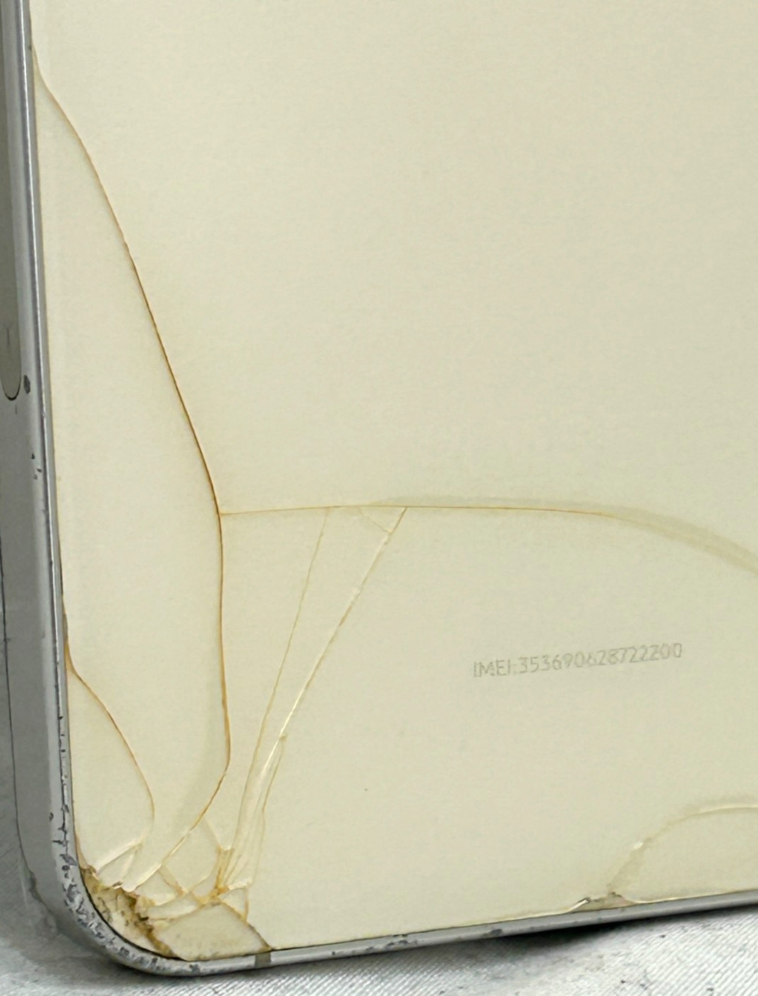 Samsung Galaxy S24 Amber Yellow Smartphone – For Parts Only – !READ! PH-26