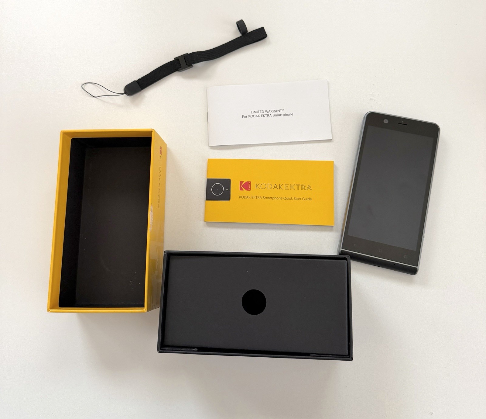 Kodak Ektra 4G LTE 32GB Black Cellular Phone No SIM Card Android New In Box!