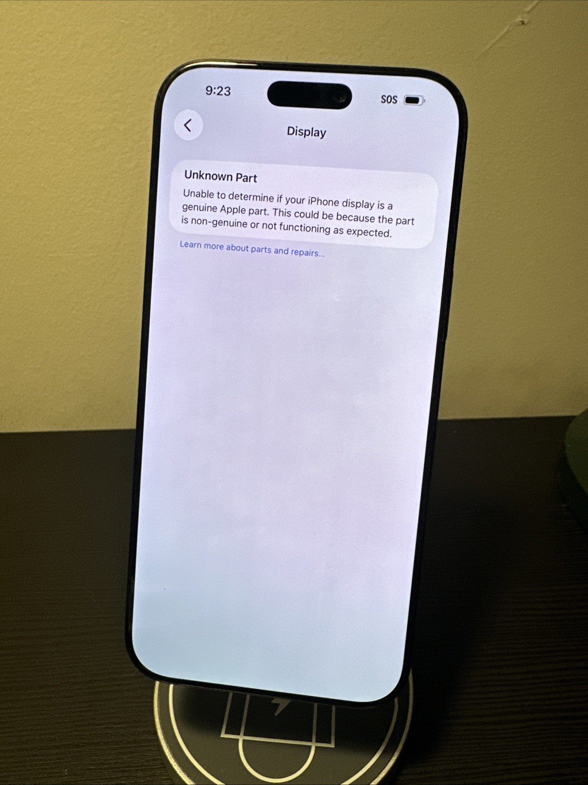 Unlocked Apple iPhone 16 Pro Max 256GB Screen Burn No cracks READ
