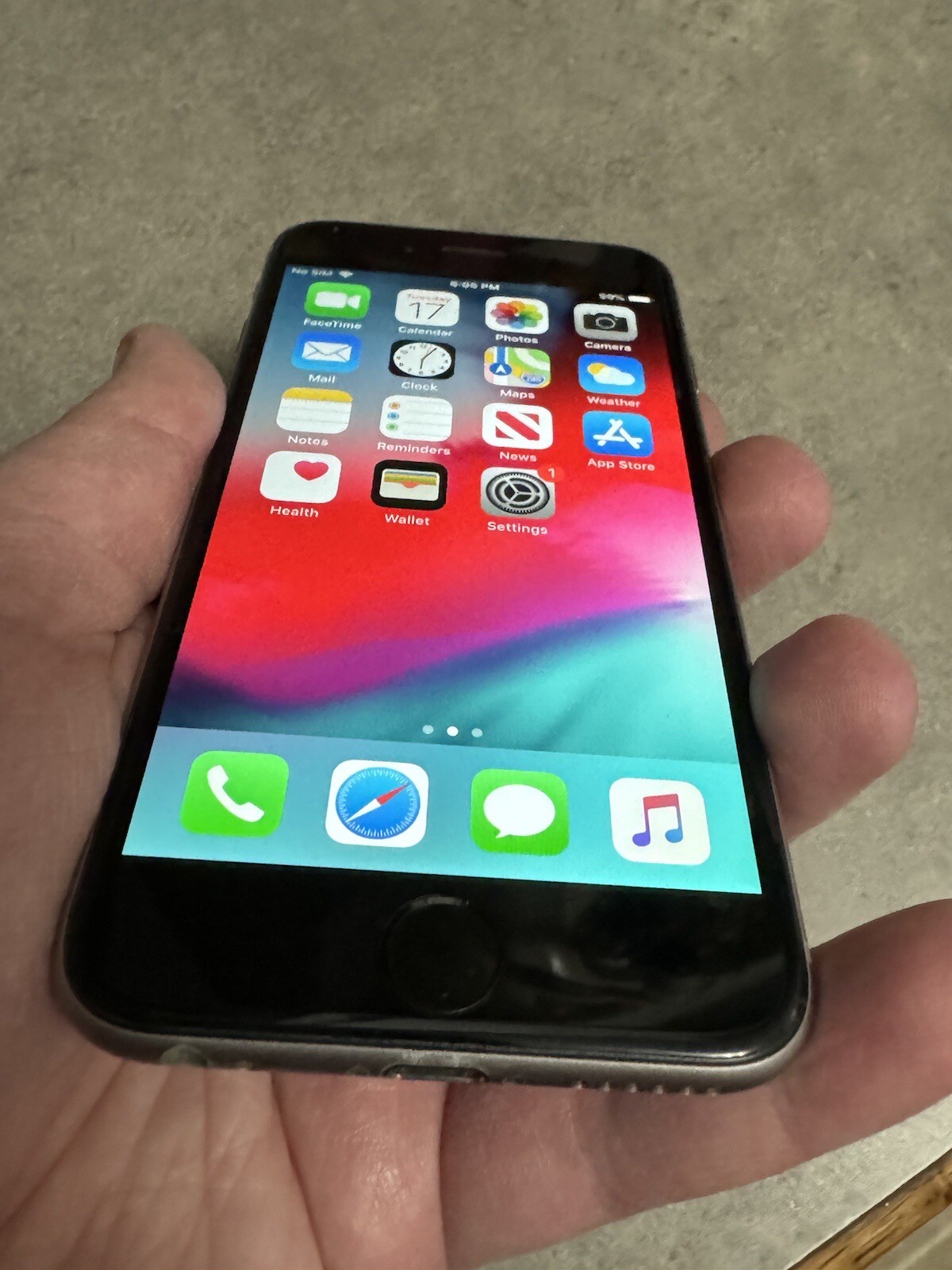 Apple iPhone 6 – 64GB – Space Gray (Unlocked) A1549 (CDMA + GSM)