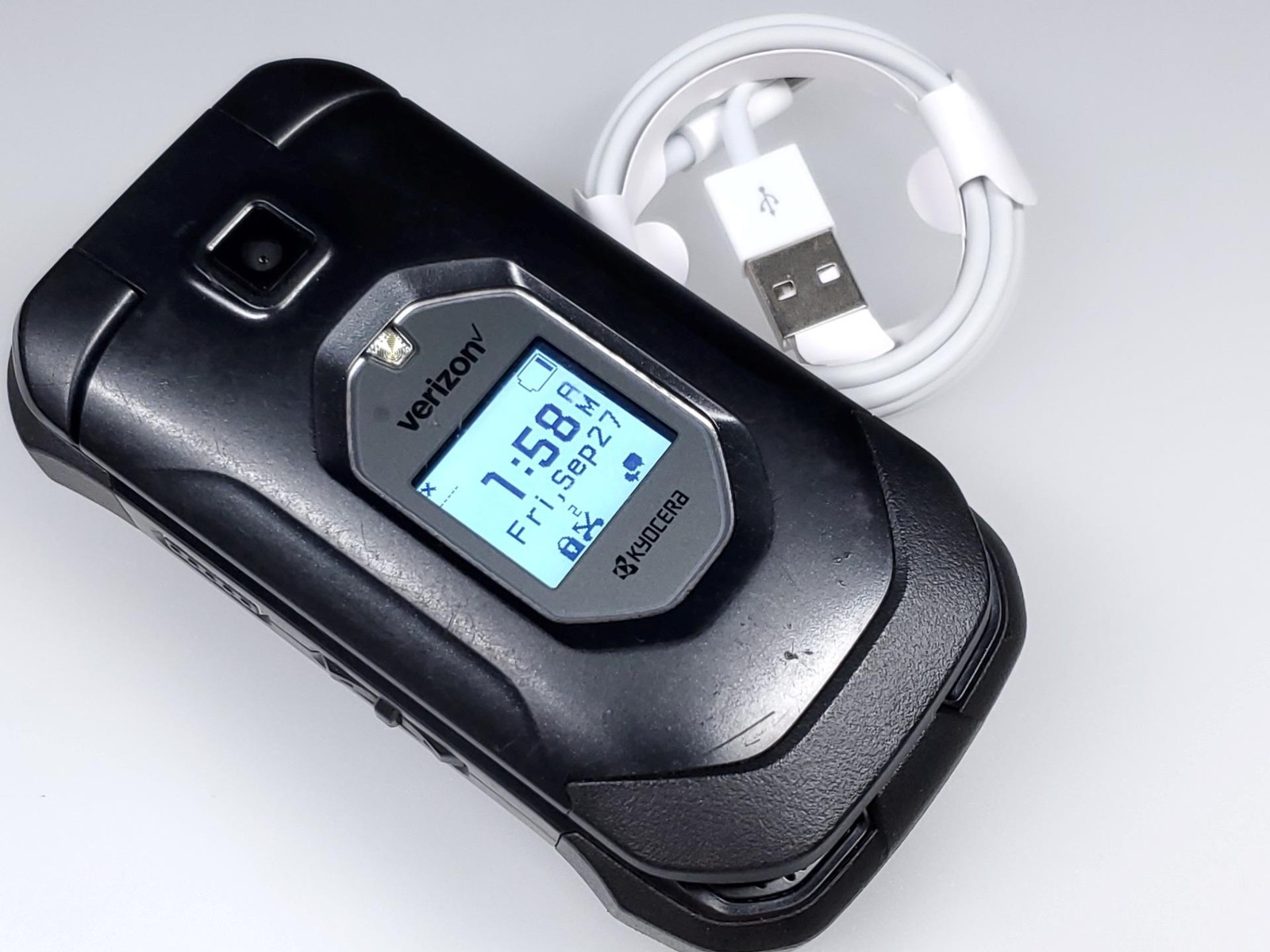 Kyocera DuraXV LTE EXTREME PLUS E4811 (Verizon) Unlocked Camera Phone