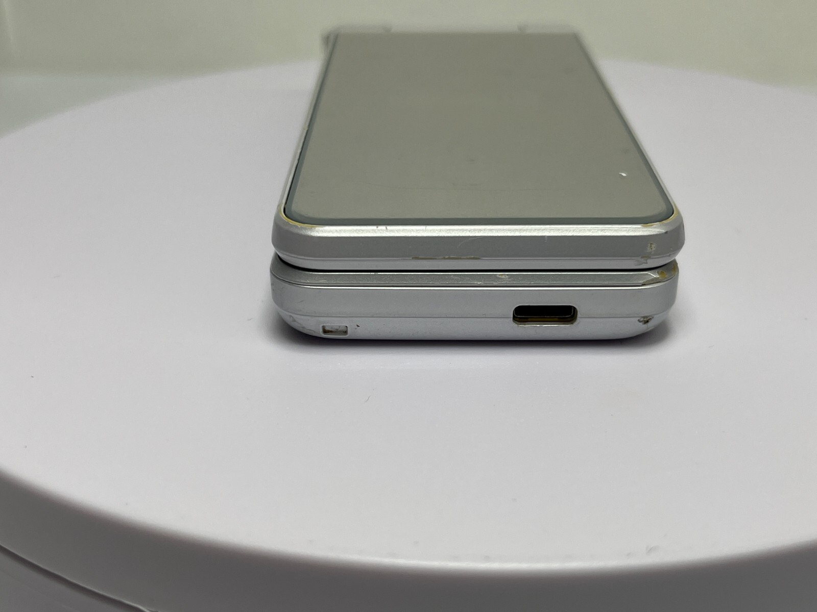 SHARP AQUOS Keitai 2 601SH Softbank White Unlocked SIM Free FLIP PHONE Android