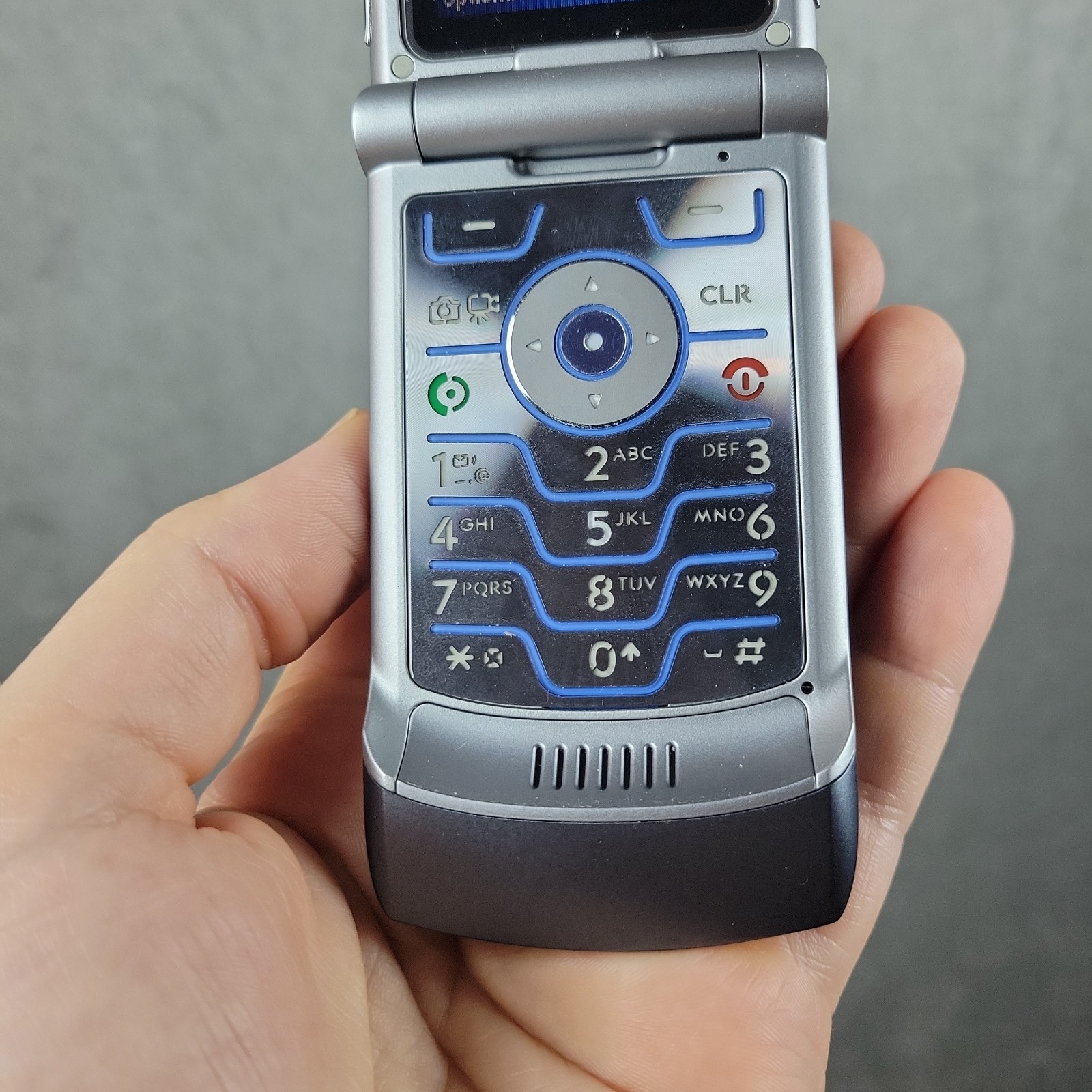 Motorola RAZR V3m Gray U.S. Cellular Flip Phone Rare Works Tested Batt Included
