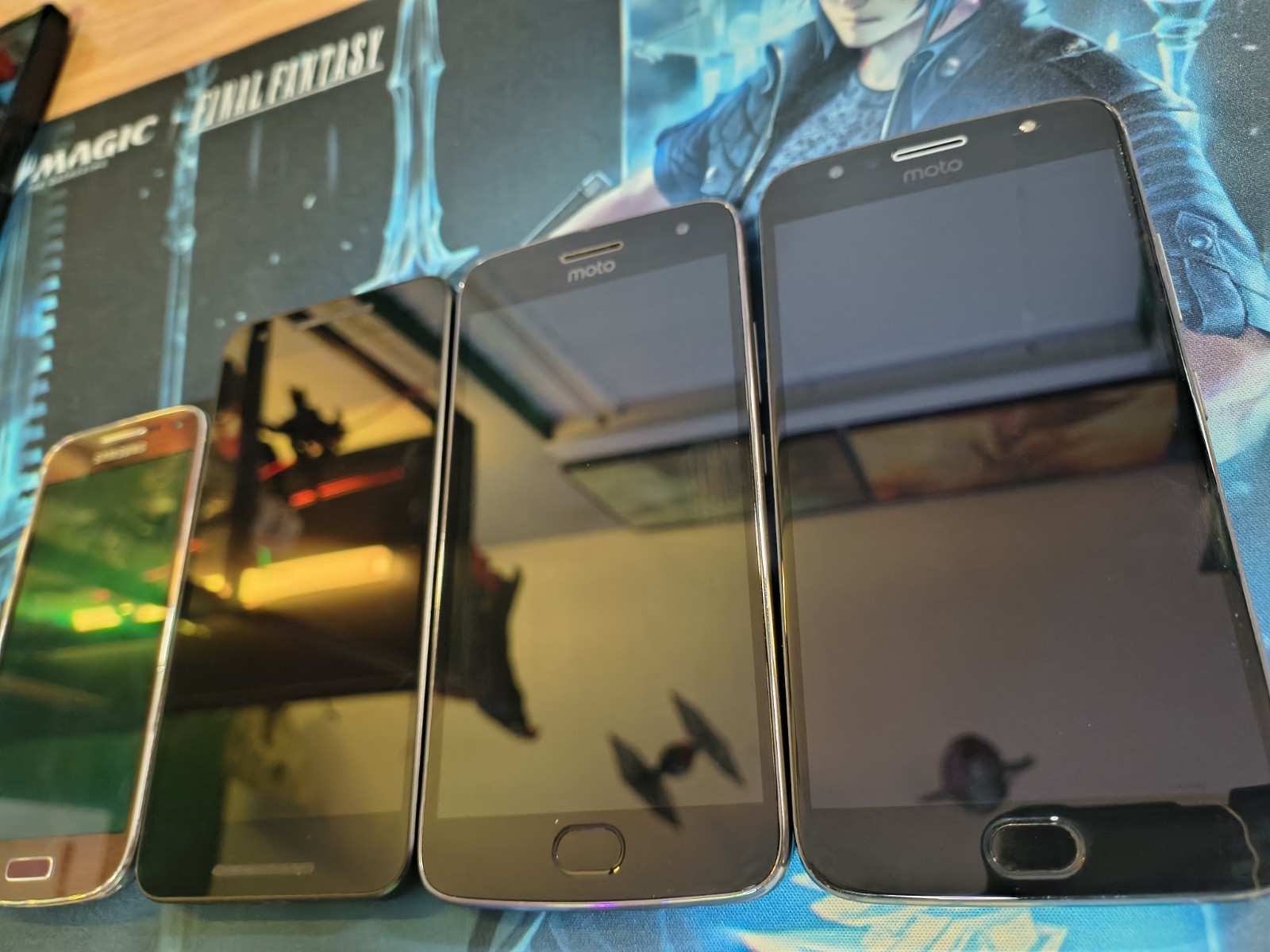 Used phone lot, Moto G5S Plus XT1806 & XT1687, Google Nexus 5X, Samsung galaxy