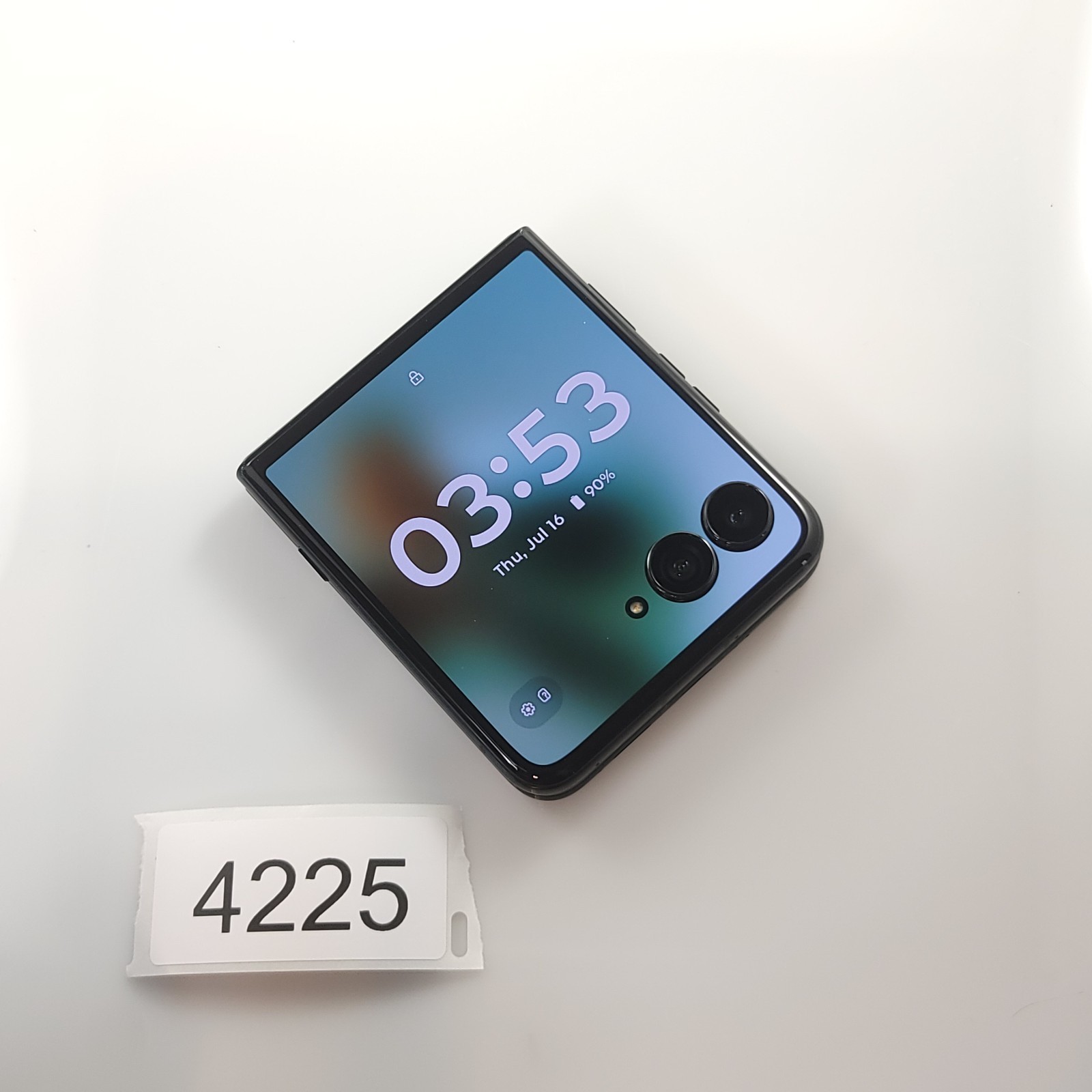 Motorola Razr Ultra 2025 512GB XT2551-1 Factory Unlocked (For Parts) 4225