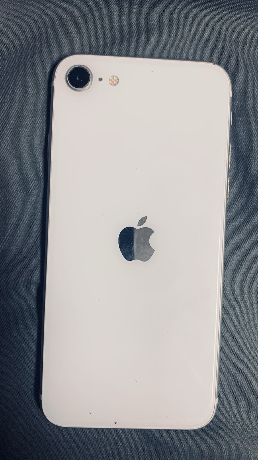 Apple iPhone SE (2nd Generation) White, 64GB, Unlocked | Charging Port Issue