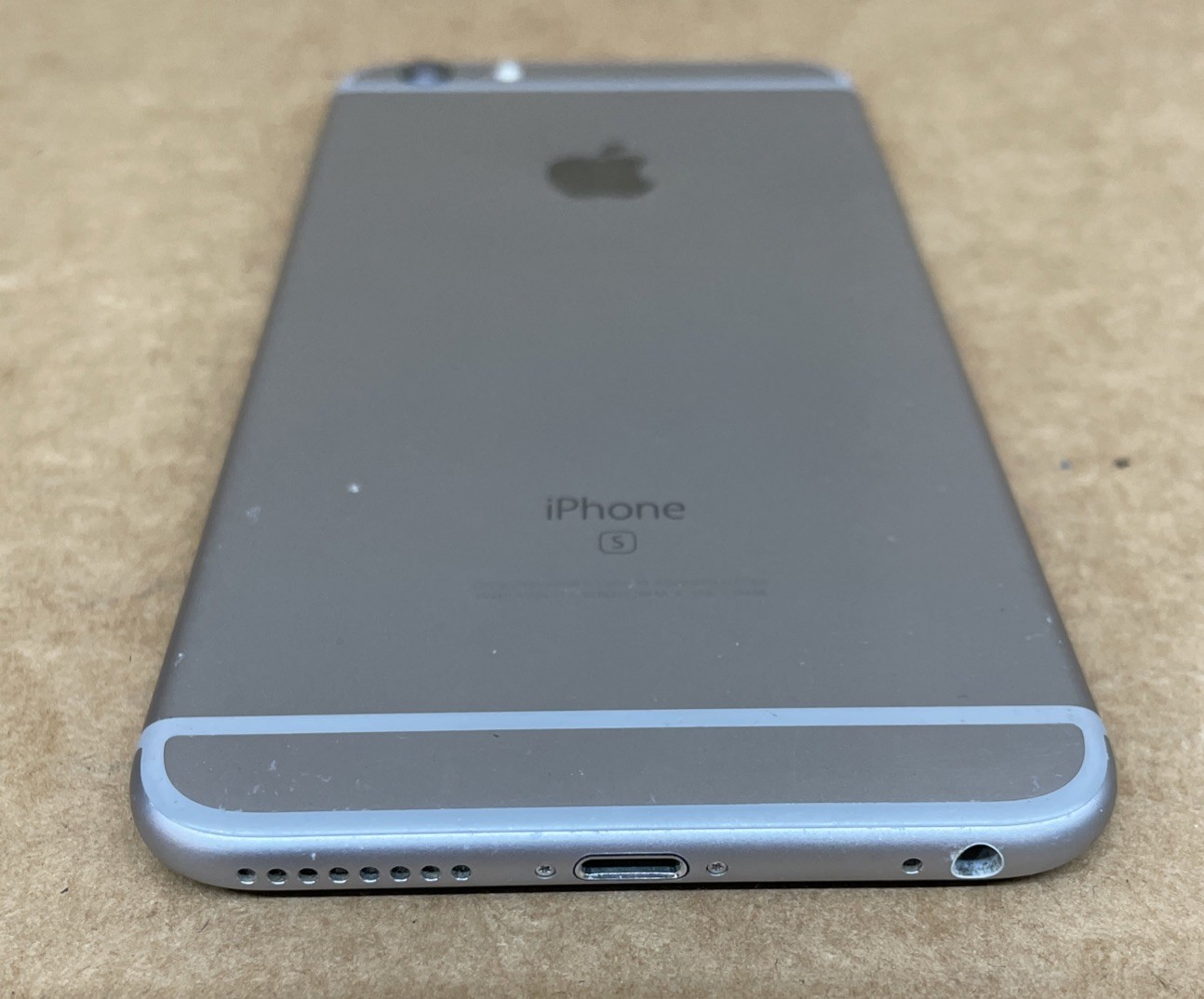 Apple iPhone 6s Plus – 128 GB – Silver — Unlocked BATTERY NEED SERVICE