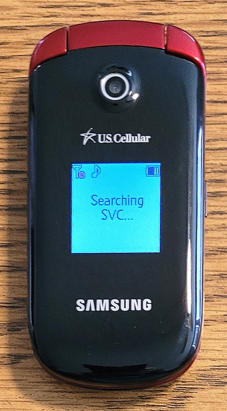 Samsung Chrono 2 SCH-R270 – Black and Red ( U.S. Cellular ) Very Rare CDMA Phone