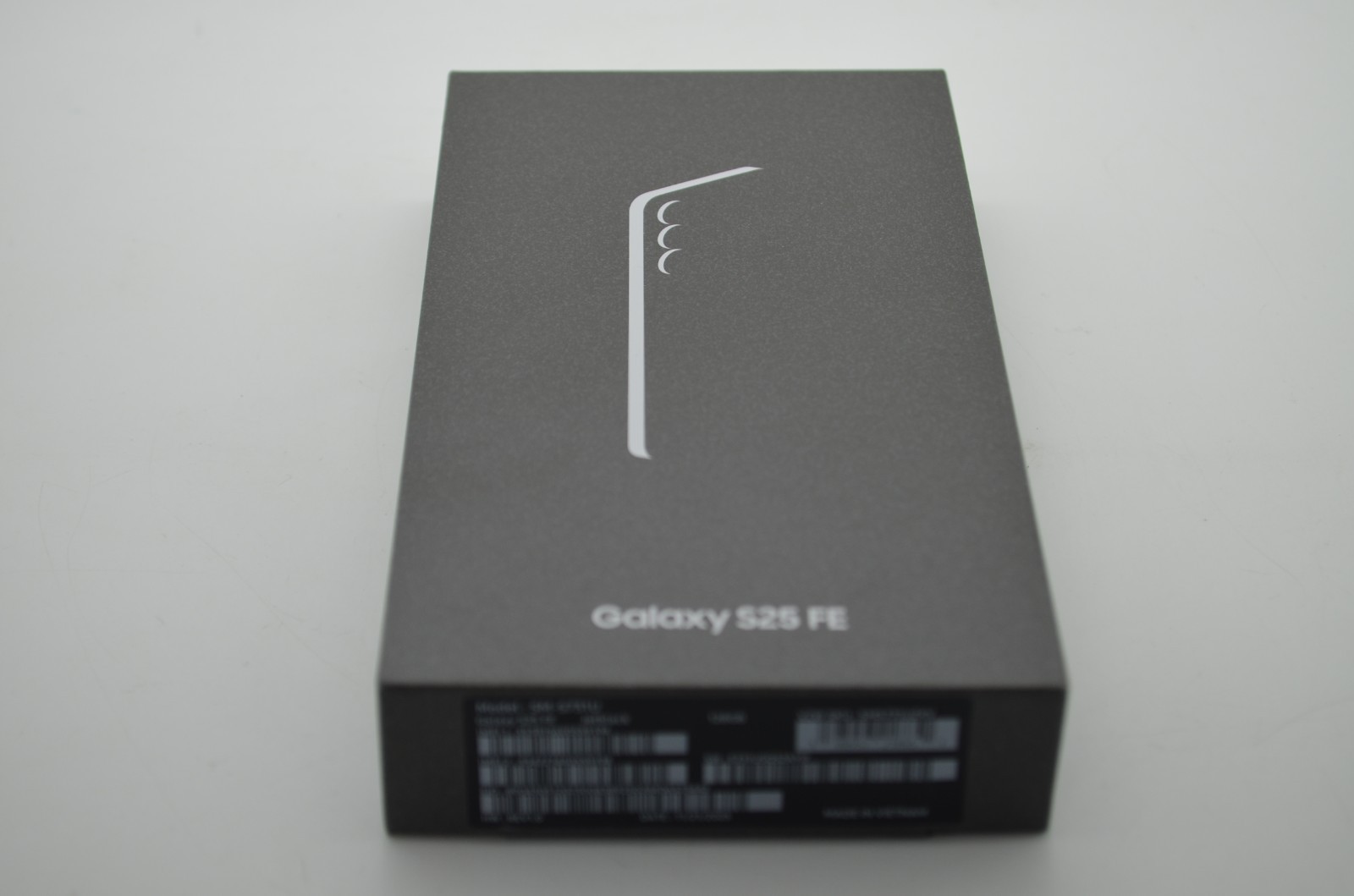 NEW OEM SEALED Samsung Galaxy S25 FE – 128GB Jetblack (Verizon Only) Smartphone