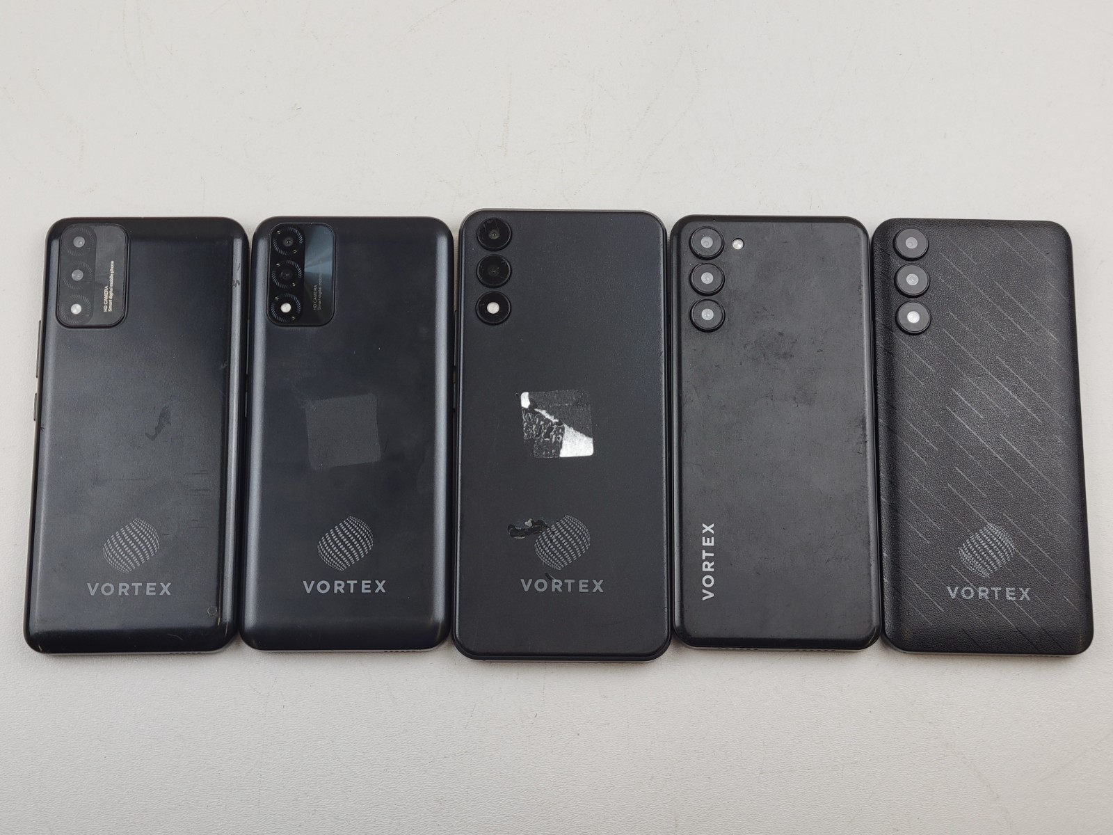 (Lot of 5) MIXED MODEL Vortex Android (CARRIER UNKNOWN) Smartphones – *READ*