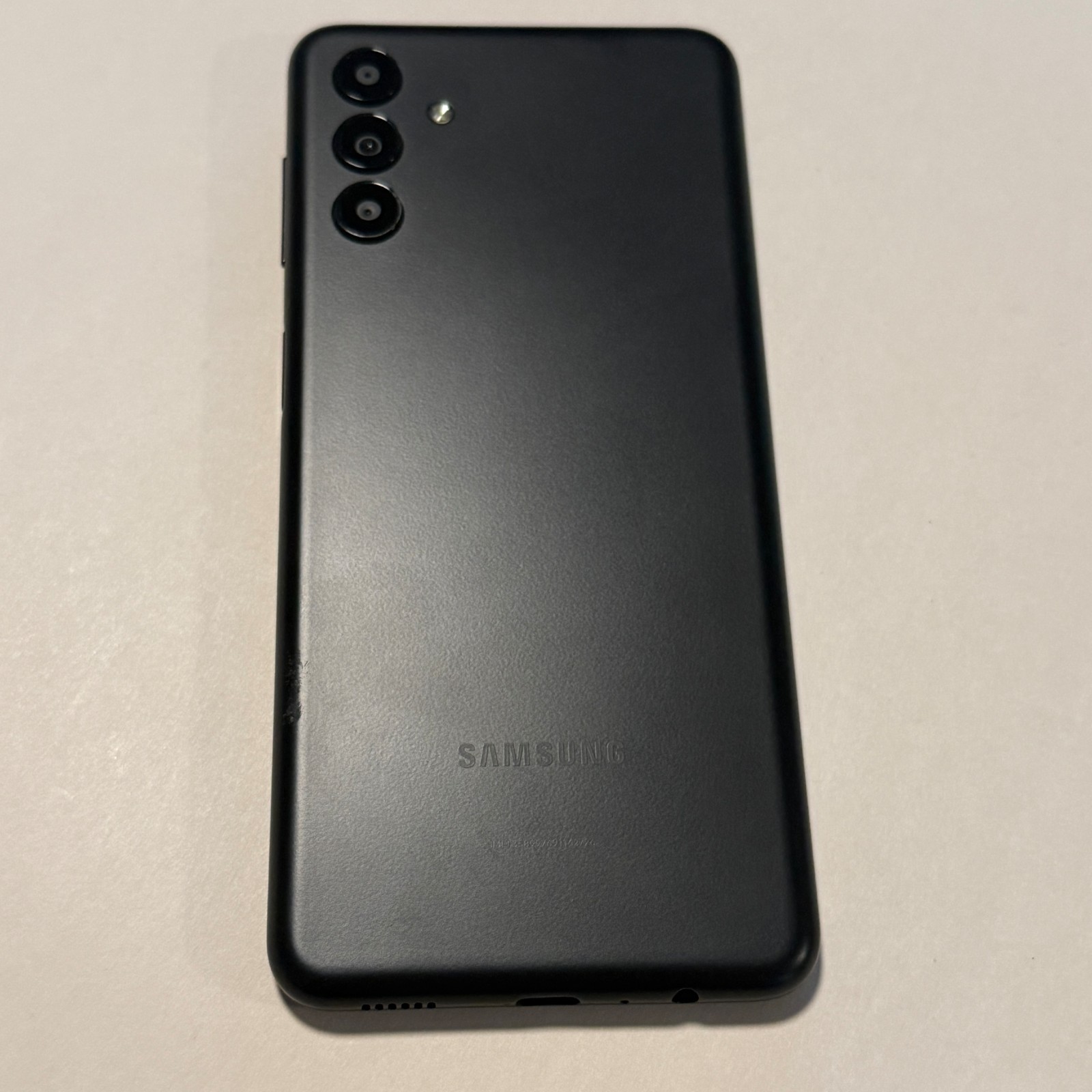 Samsung Galaxy A13 5G – 32gb SM-A136U Black (T-Mobile + Unlocked) Near Mint