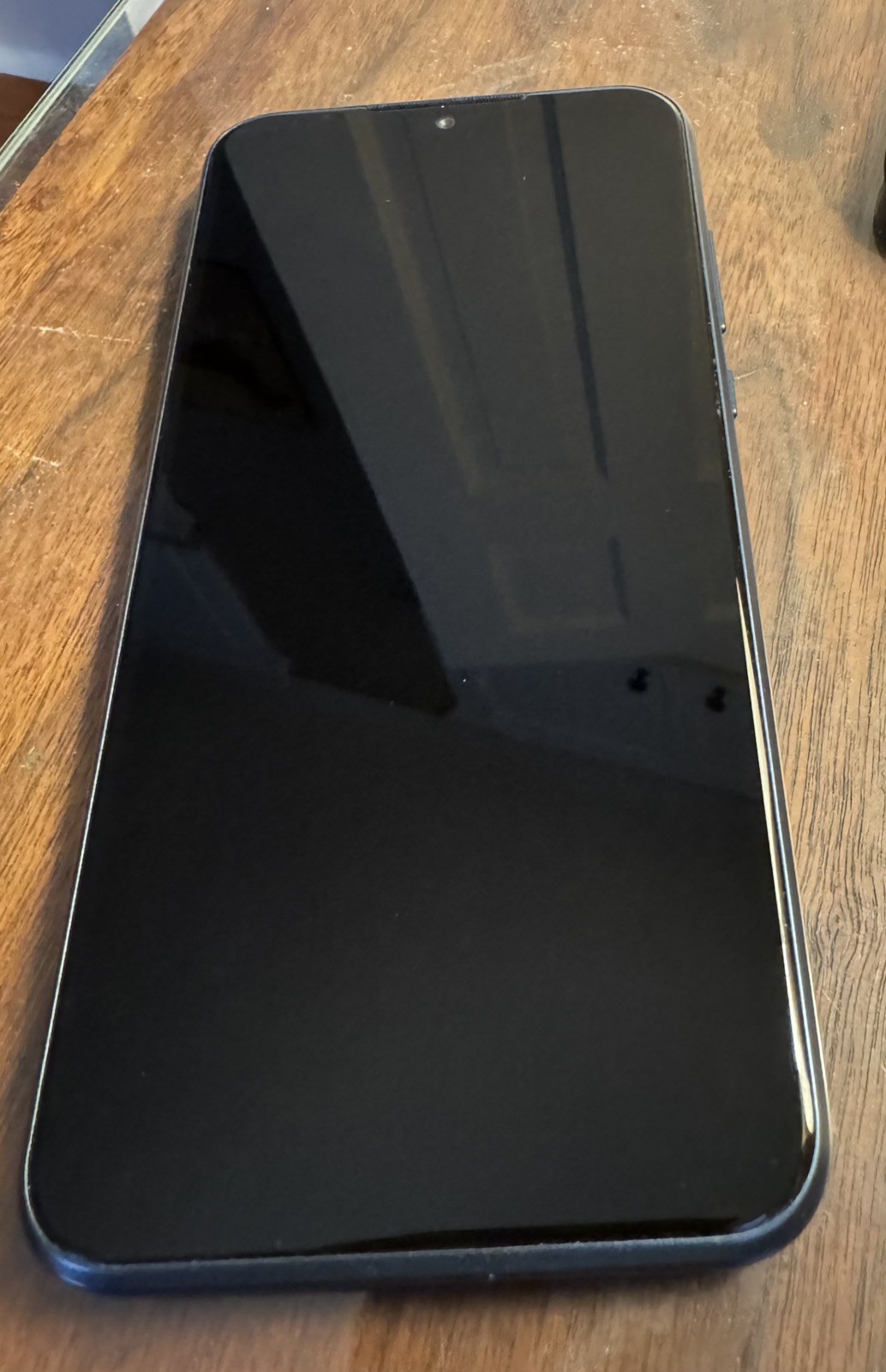 Android smartphone- Motorola Moto E7 32GB Black-Verizon Phone
