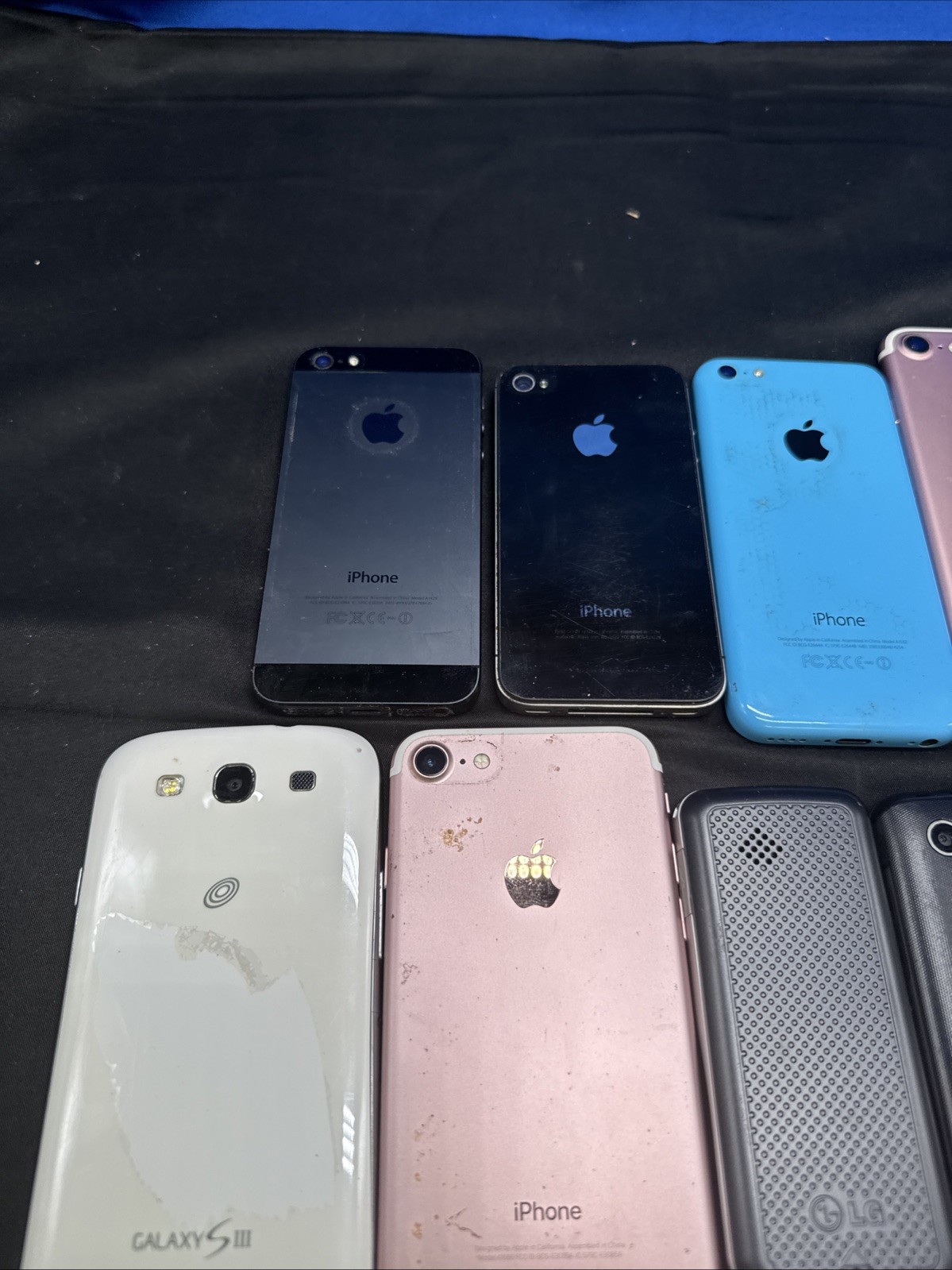 Assorted Phones (Apple, Samsung, LG & More) | ASSORTED GSM CARRIERS | Lot of 9