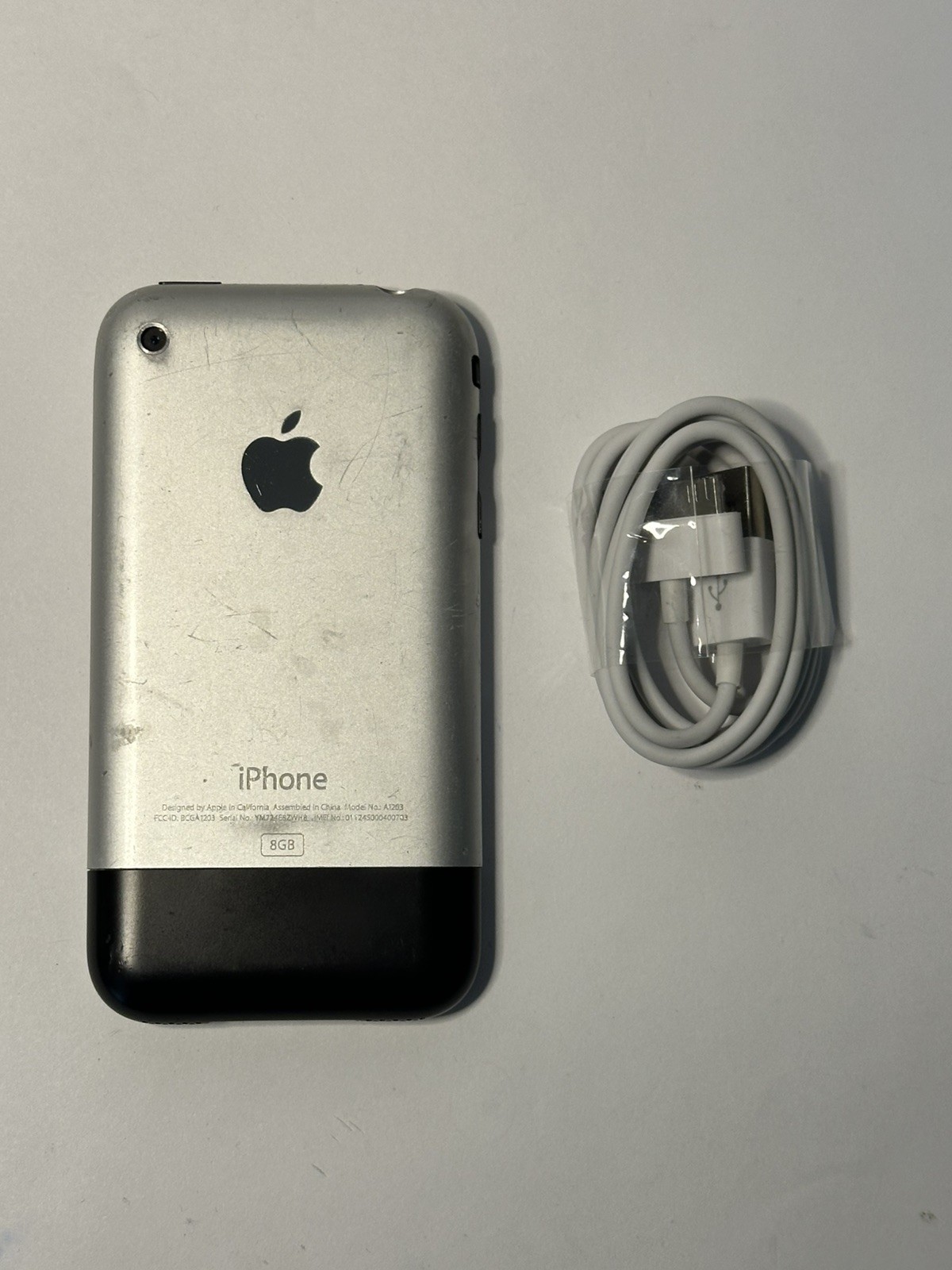 RARE YM iOS 1.0 LAUNCH DAY 8GB Apple iPhone 1st Generation Black A1203 (GSM) 2G