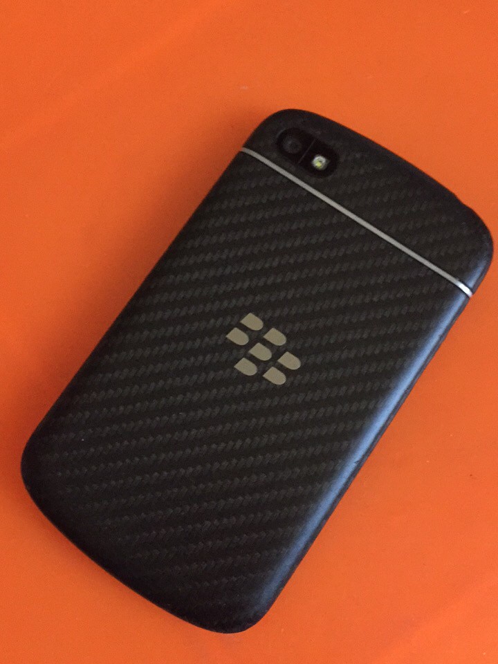 BlackBerry Q10 Classic Smartphone Unlocked 16GB 4G LTE Physical Keyboard