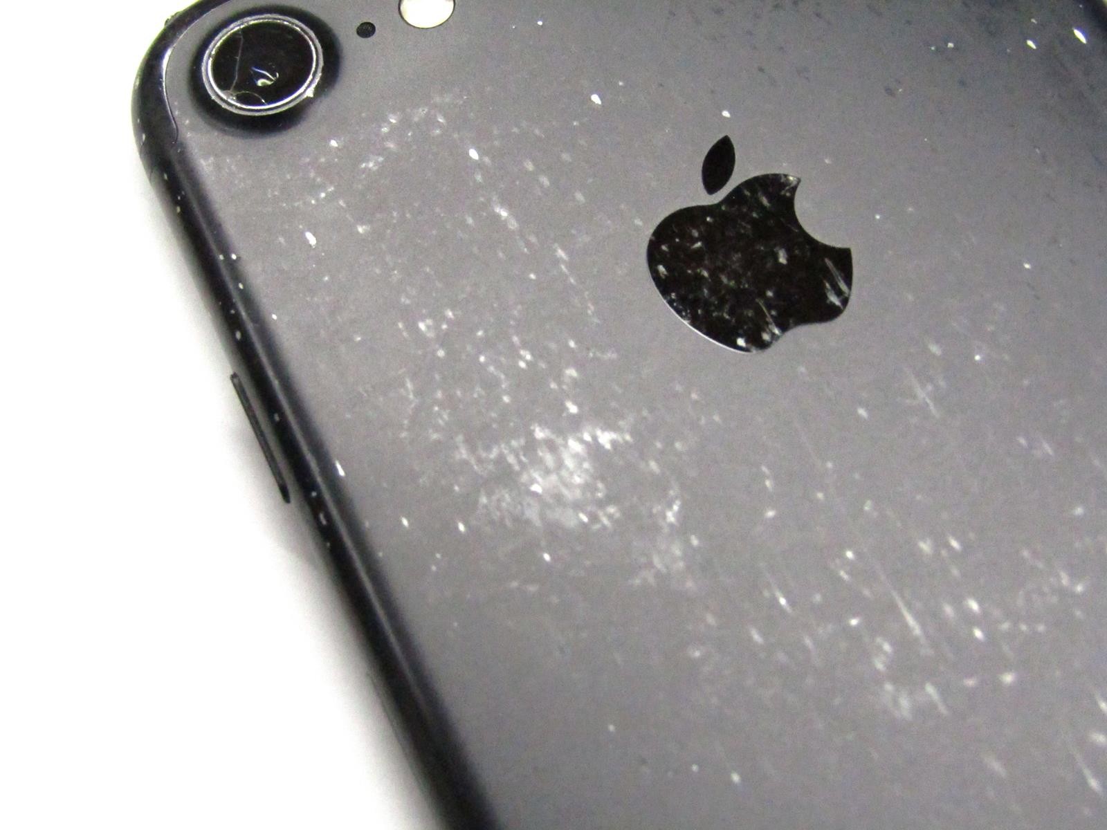 Apple iPhone 7 A1660 (9,1) 32GB 4.7″ Smartphone | Verizon | Black | Health: 84%