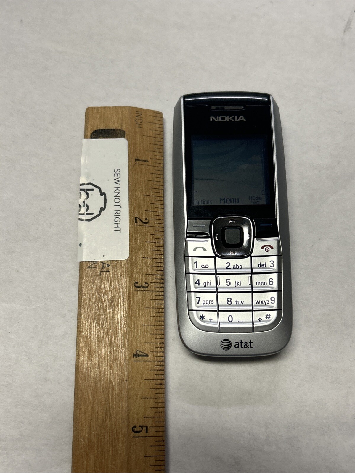 Nokia 2610 (AT&T) Silver Candybar Cellphone Works, Small Easy To Carry