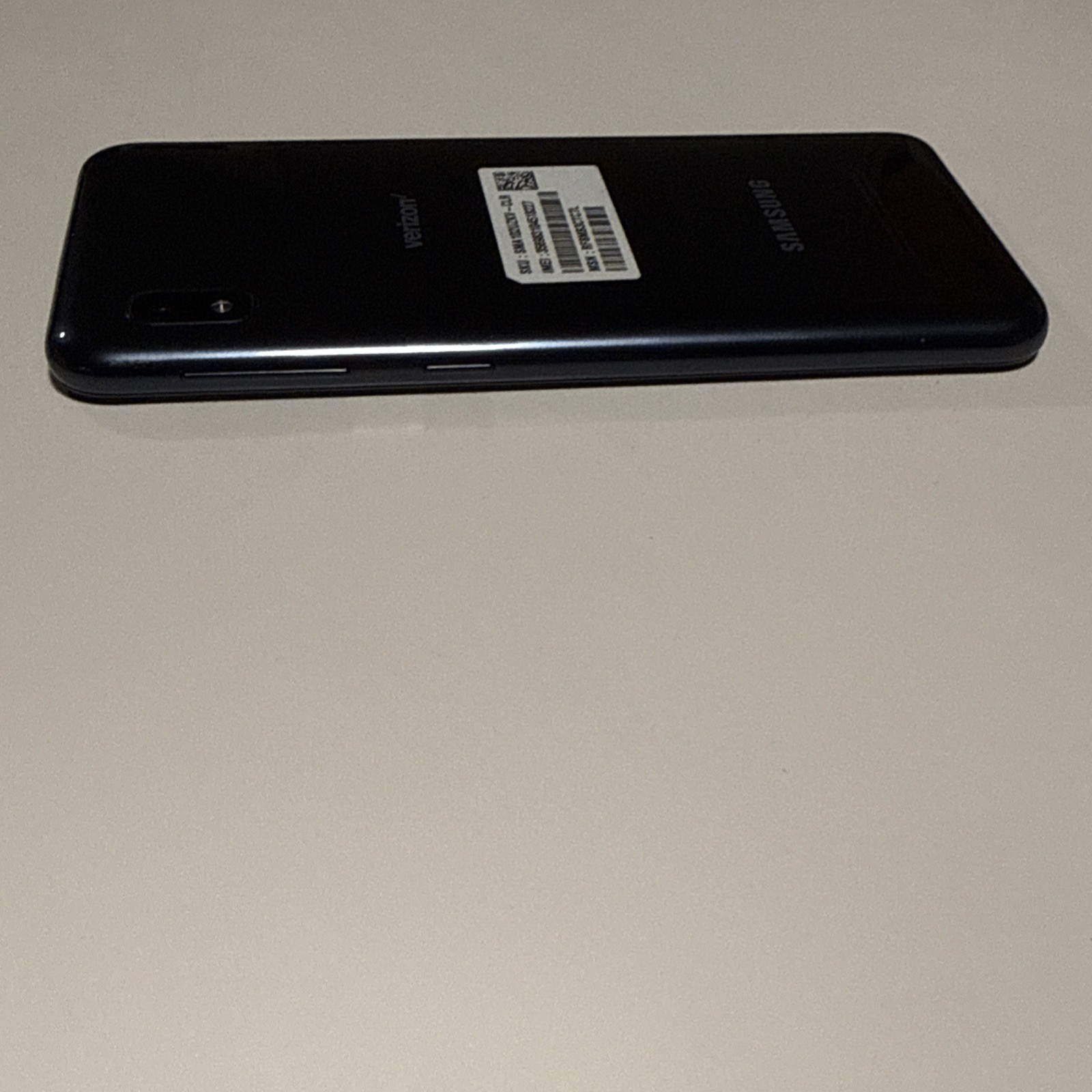 Samsung Galaxy A10e Black 32gb SM-A102U (Verizon / Unlocked) Mint Condition!