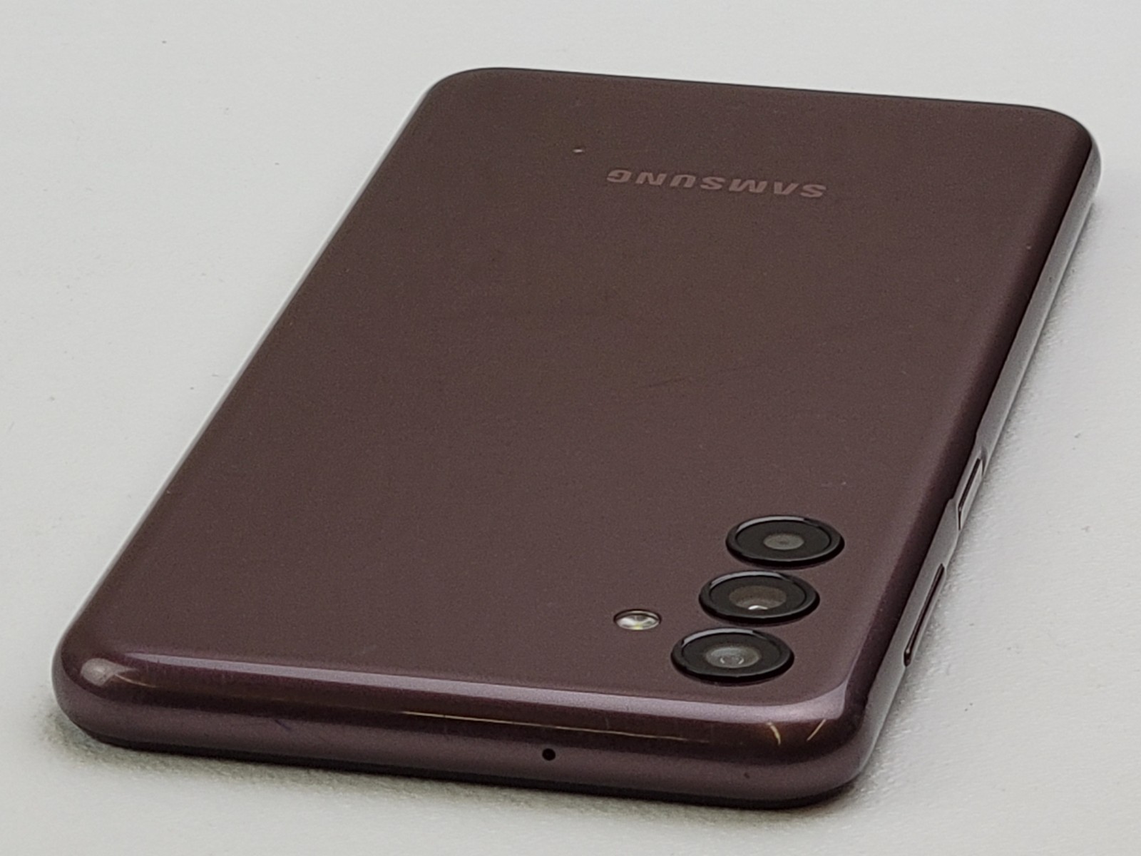 Samsung Galaxy M13 (SM-M135FU/DS) 64GB – Brown (GSM Unlocked) Dual SIM – H5253