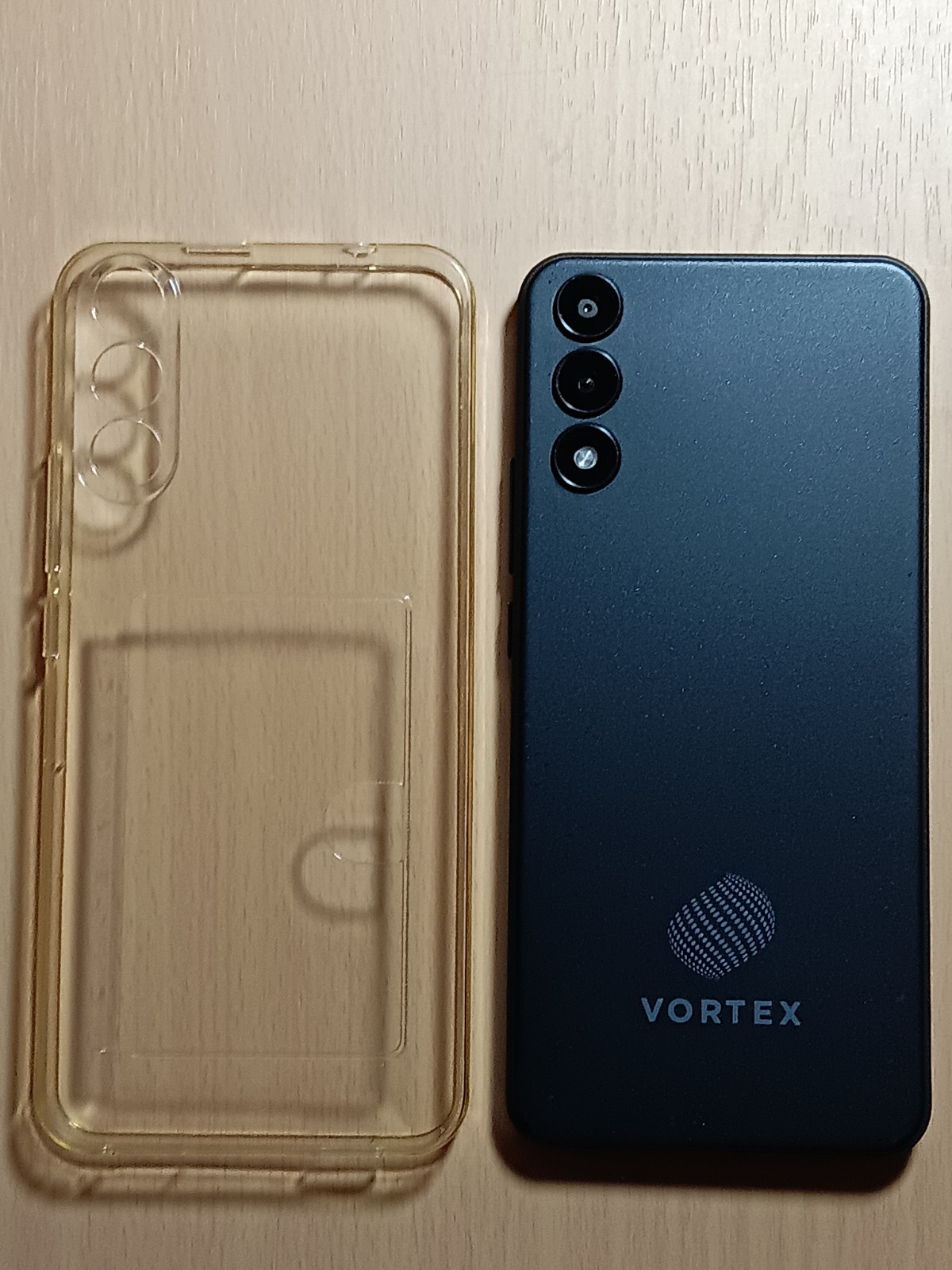 VORTEX CB68 SMARTPHONE, 6.8″ DISPLAY, ANDROID 14, 16Gb ROM 3 Gb RAM, LOCKED