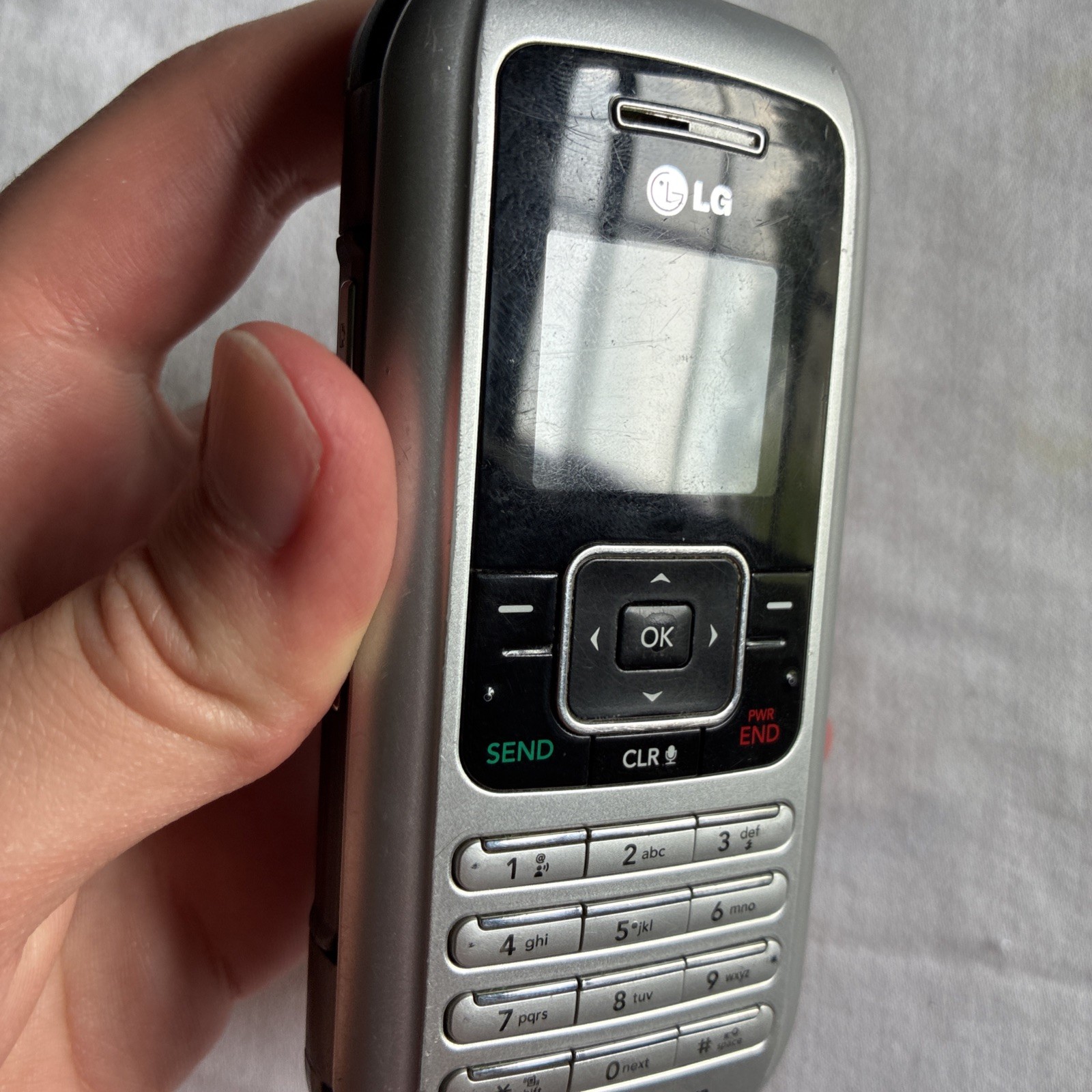 812.LG VX-9900 Very Rare – For Collectors – No Sim Card – CDMA UNTESTED