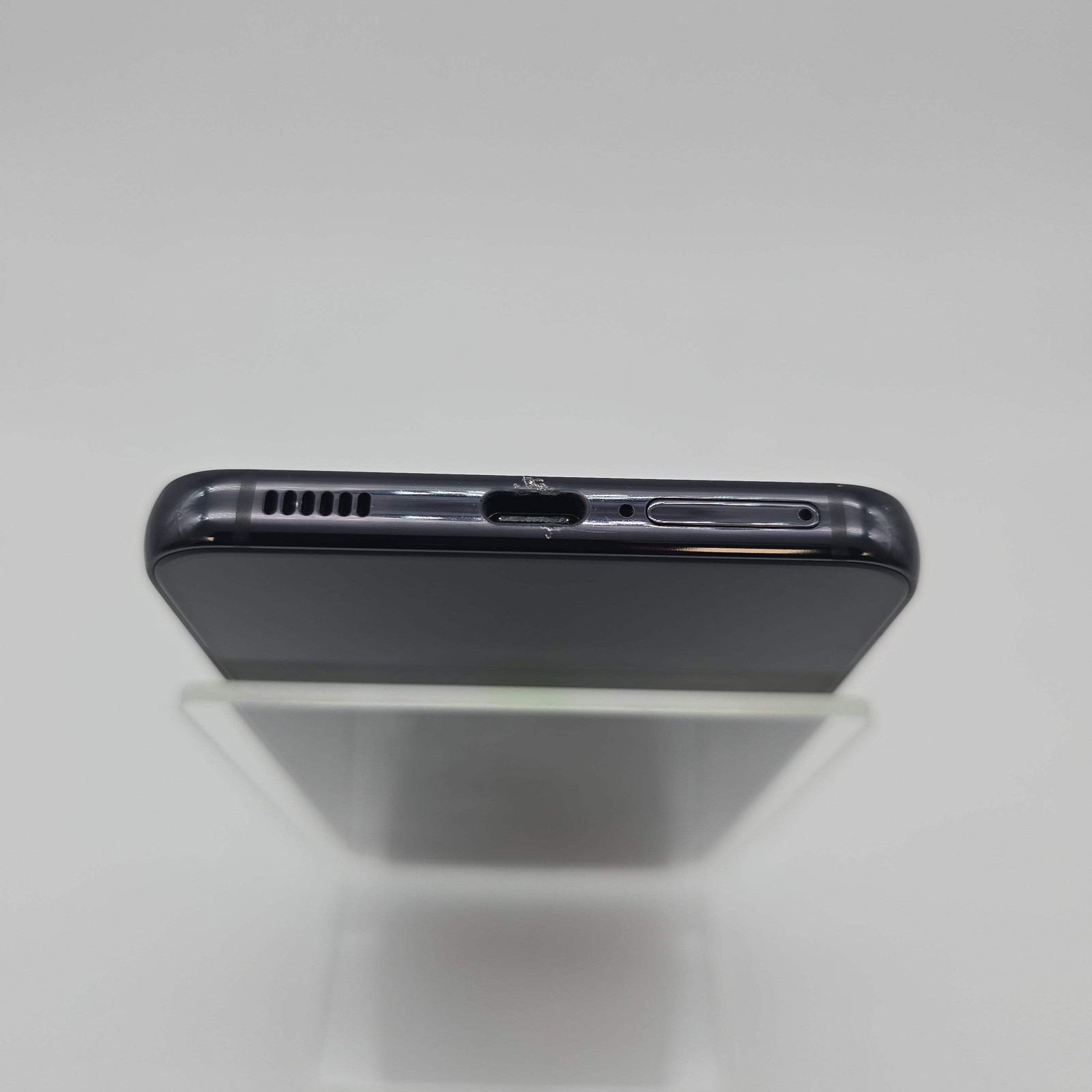 Factory Unlocked Samsung Galaxy S22 8GB RAM 128GB SM-S901U READ