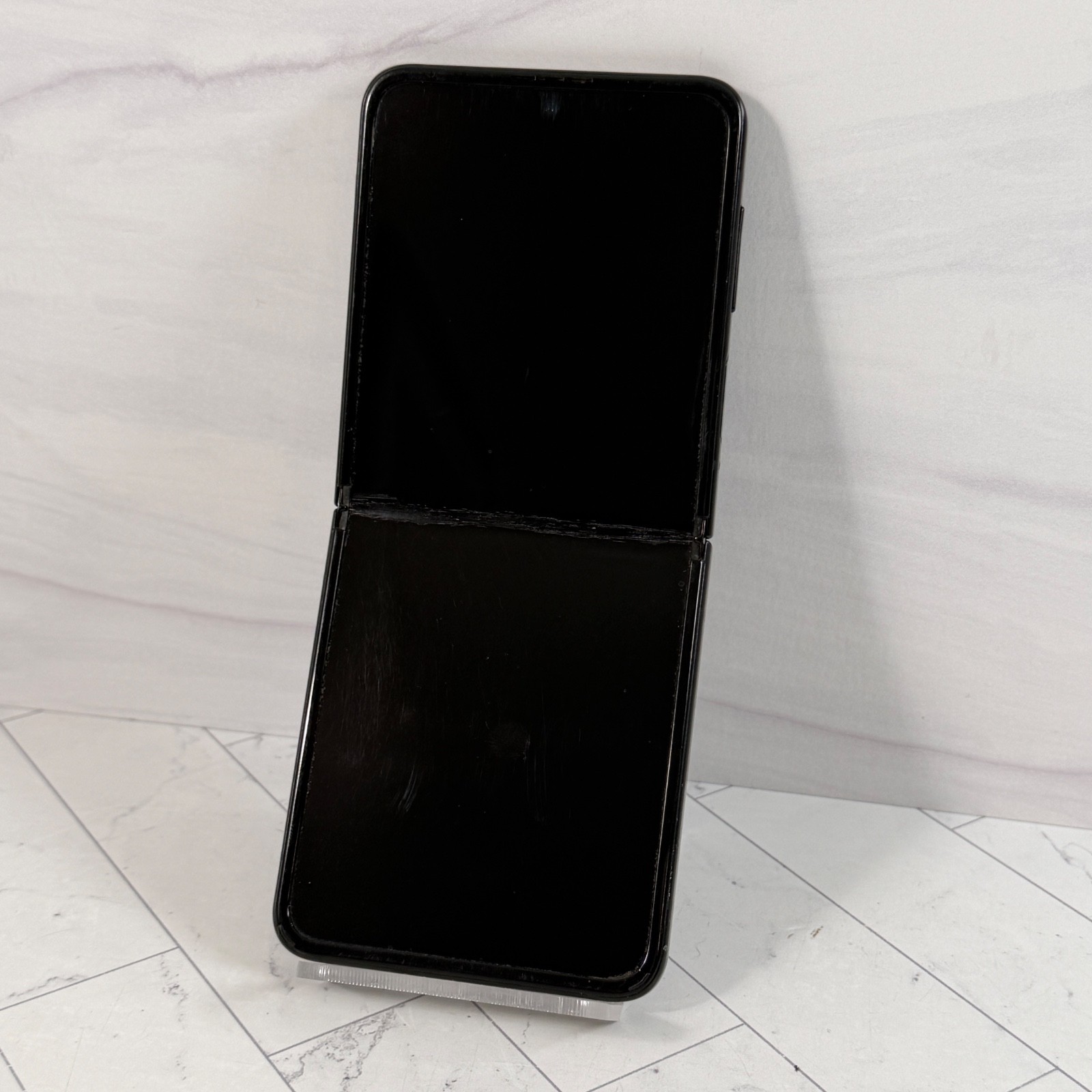 Samsung Galaxy Z Flip 3 SM-F711U 128GB Bad Batt + Damaged Hinge #A21