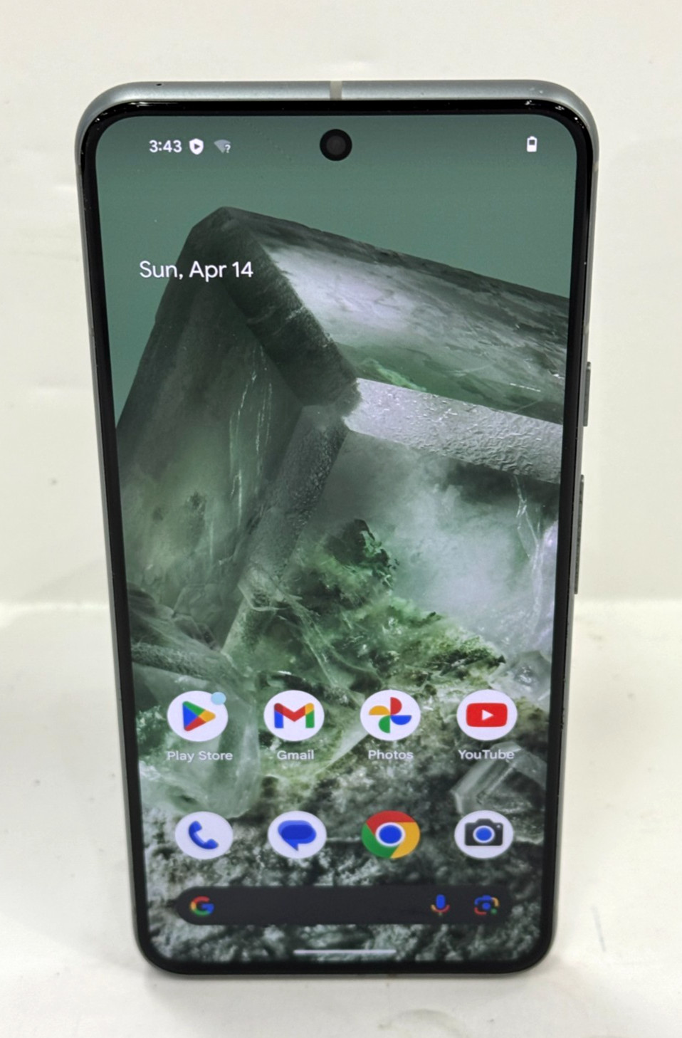 Google Pixel 8 Hazel 128GB 8GB RAM Octa-Core Xfinity Android 14 6.2″ OLED 120Hz