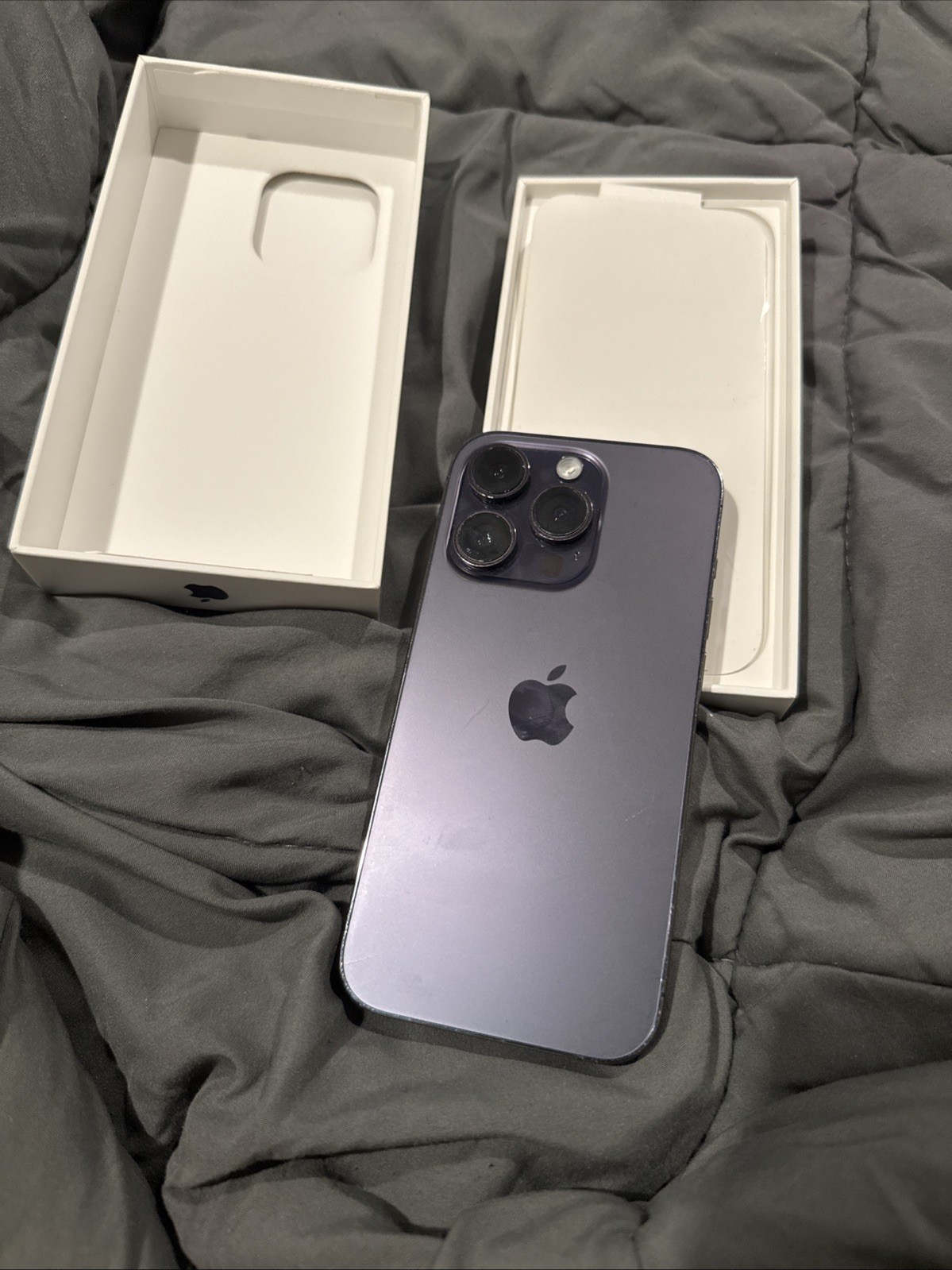 Apple iPhone 14 Pro 128GB Deep Purple, Unlocked, MQ0E3LL/A