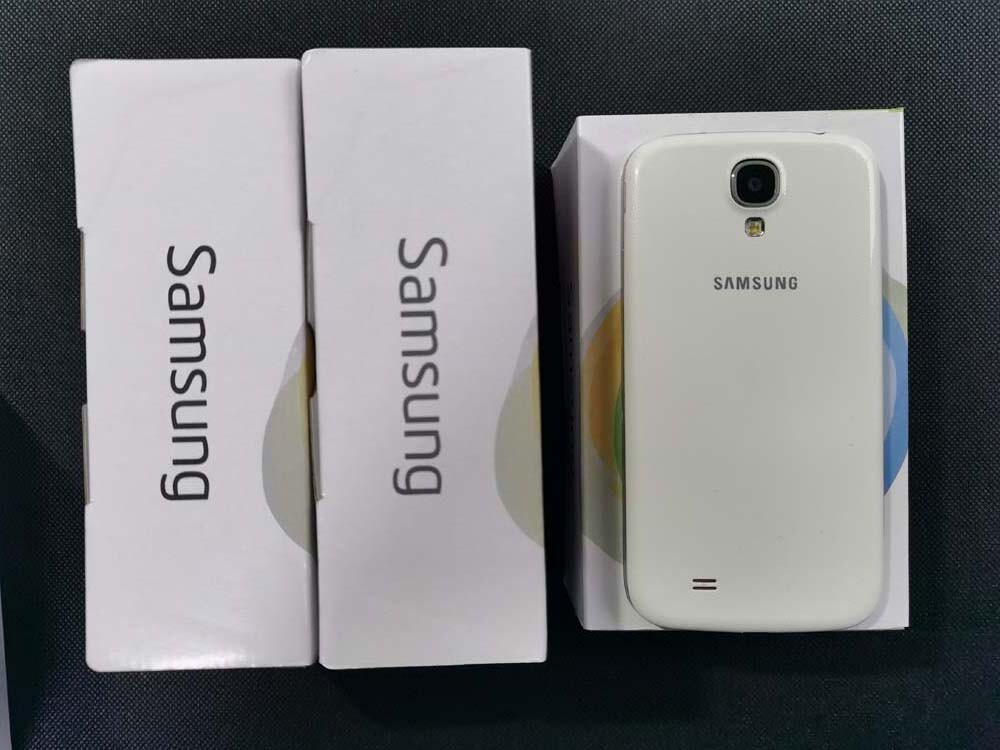 Unlocked – Samsung I9500 Galaxy S4 Android 32GB 13MP microSDXC 5.0″ 3G Cellphone