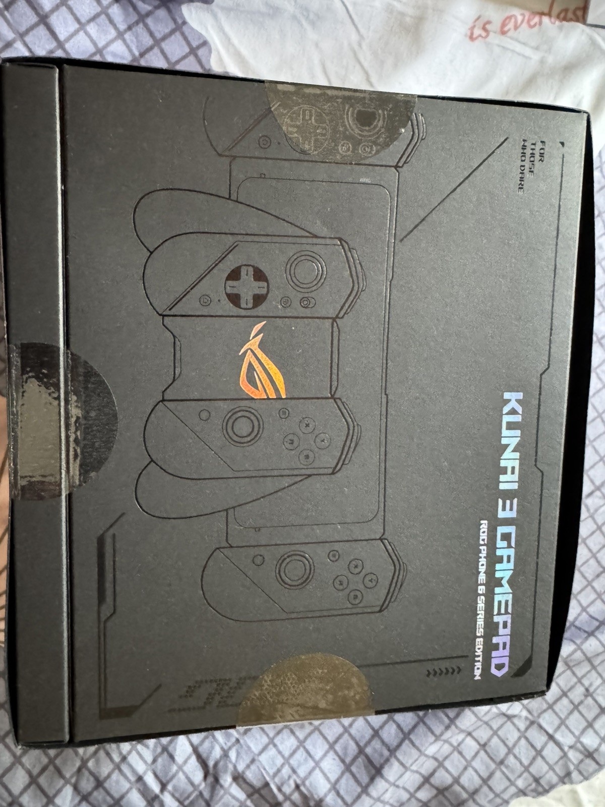 Asus Rog Phone 6 Pro Bundle (Unlocked)