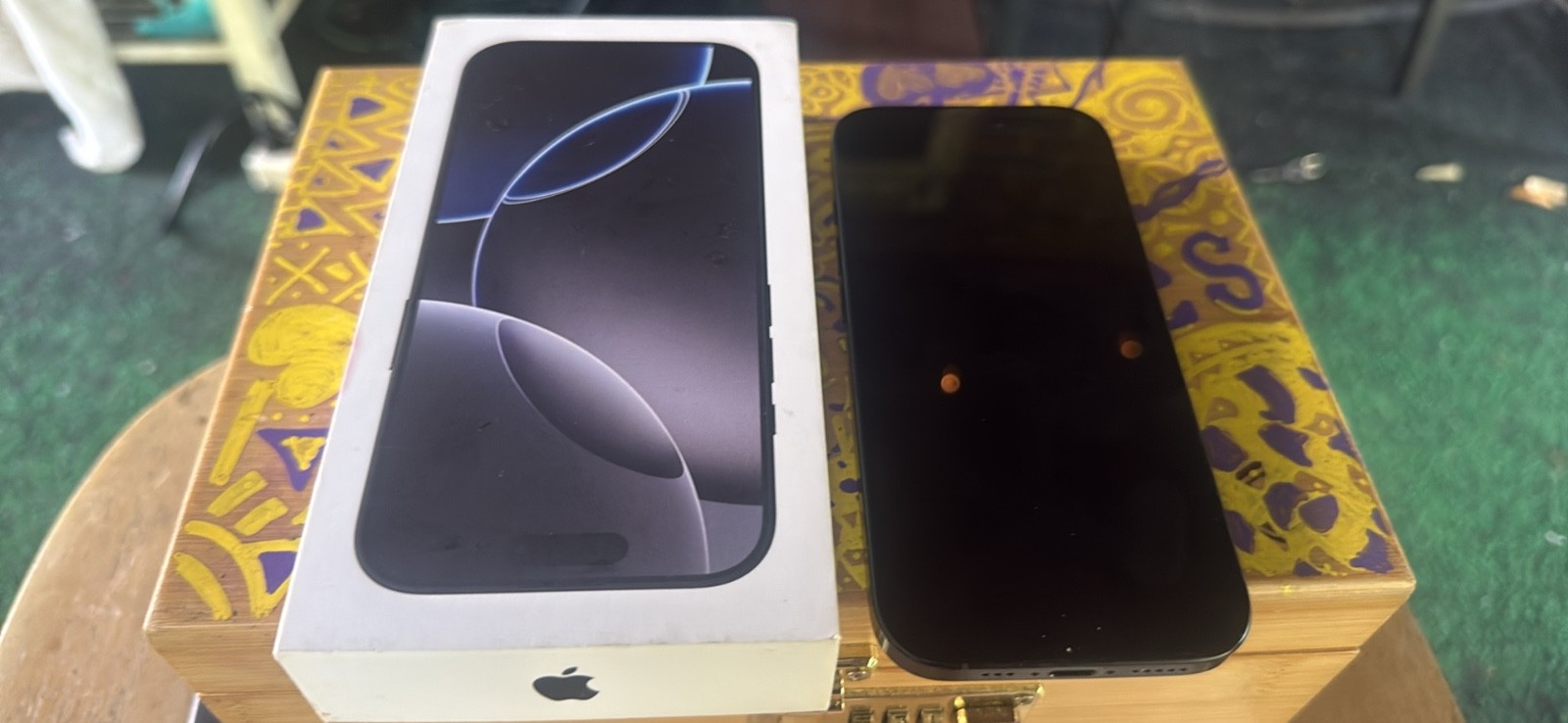 Apple iPhone 16 Pro – 128 GB – Black Titanium (Unlocked)