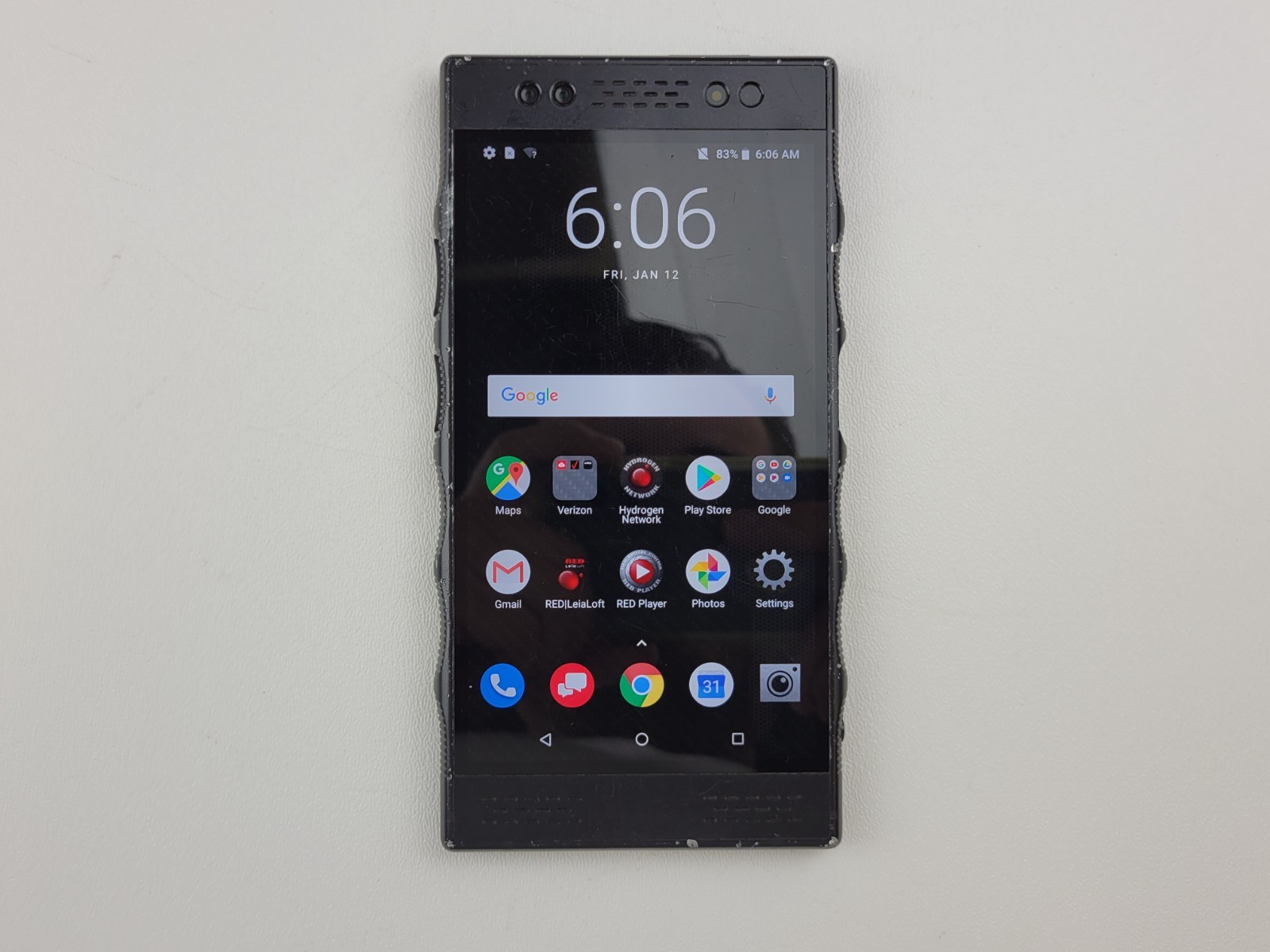 RED HYDROGEN One (H1A1000) 128GB (Verizon) – POOR CONDITION – Clean IMEI – H7750