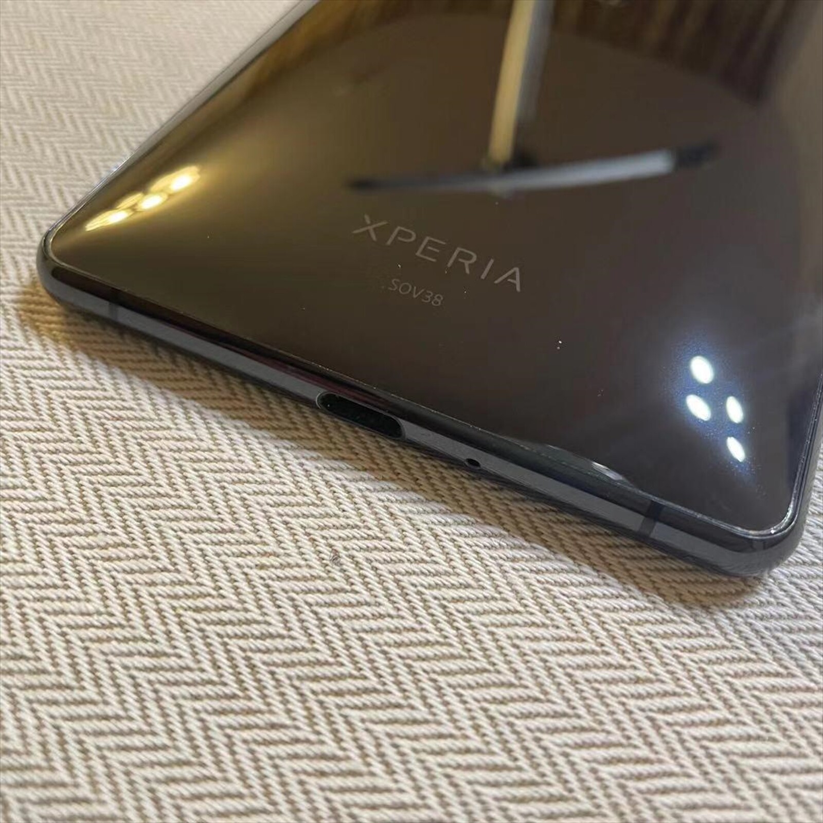 Sony SOV38 Xperia XZ2 Premium SIM Free Unlocked Black
