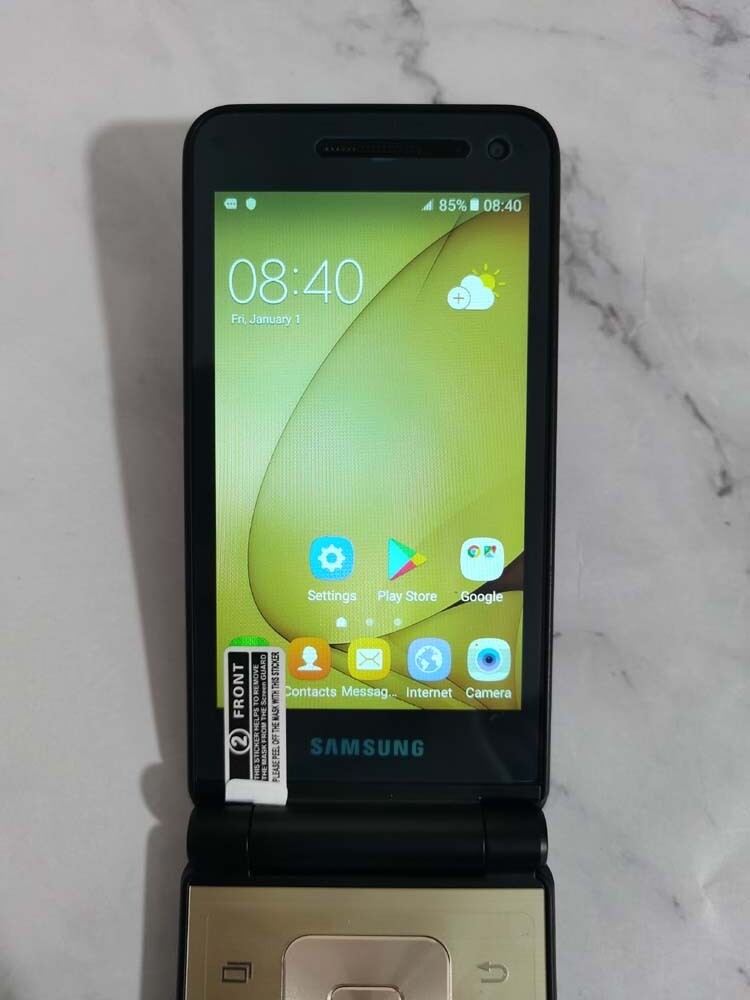 SM-G1600 Samsung Galaxy Folder 16GB Android Factory Unlocked Flip Smartphone