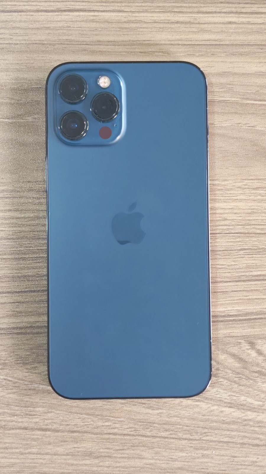 Apple iPhone 12 Pro Max Unlocked 128/256/512 GB Random Color With Accessories