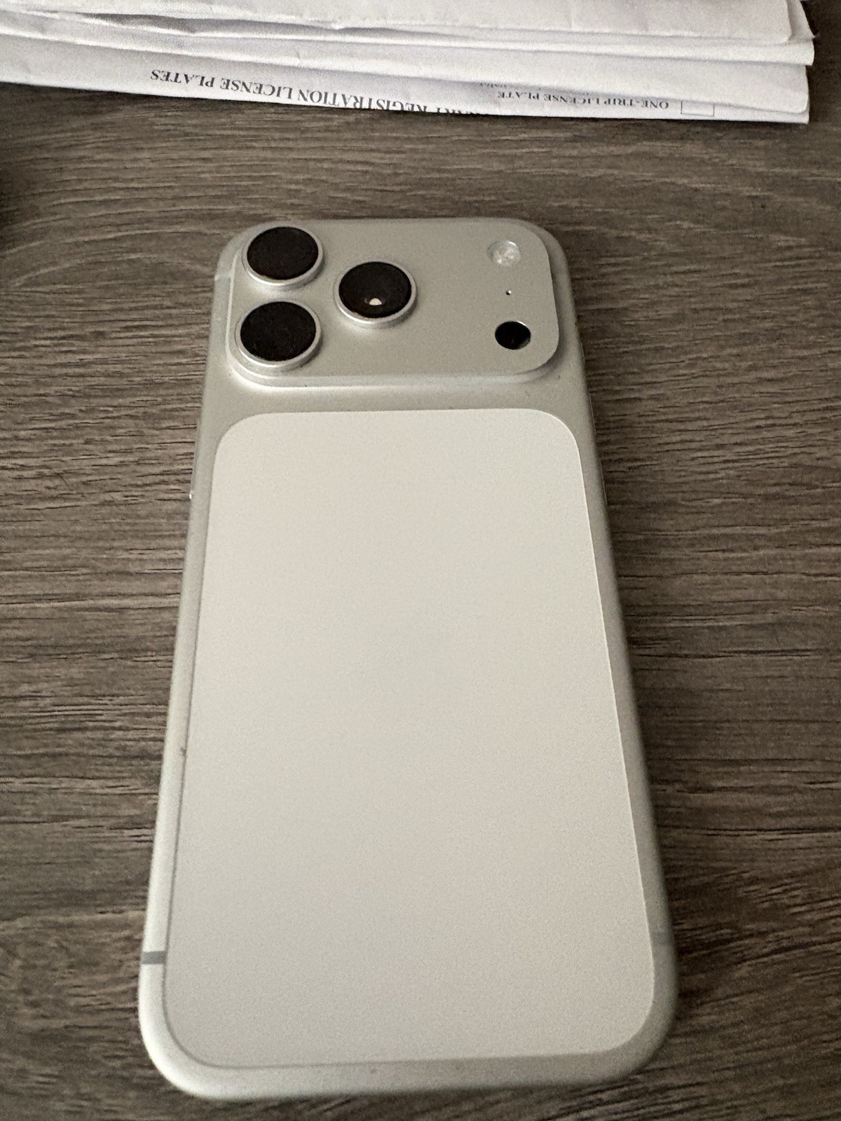 Apple iPhone 17 Pro 256 GB Silver (Verizon) Sim Locked Excellent Condition