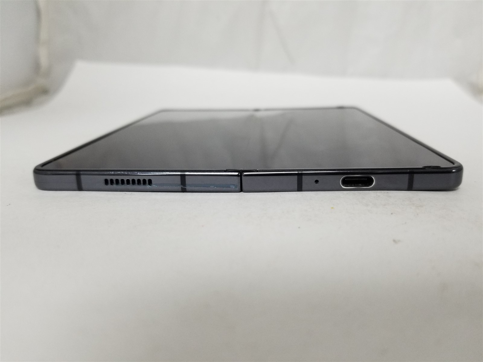 Samsung Galaxy Z Fold5 1TB Black SM-F946U1 (Unlocked) Damaged zD2724