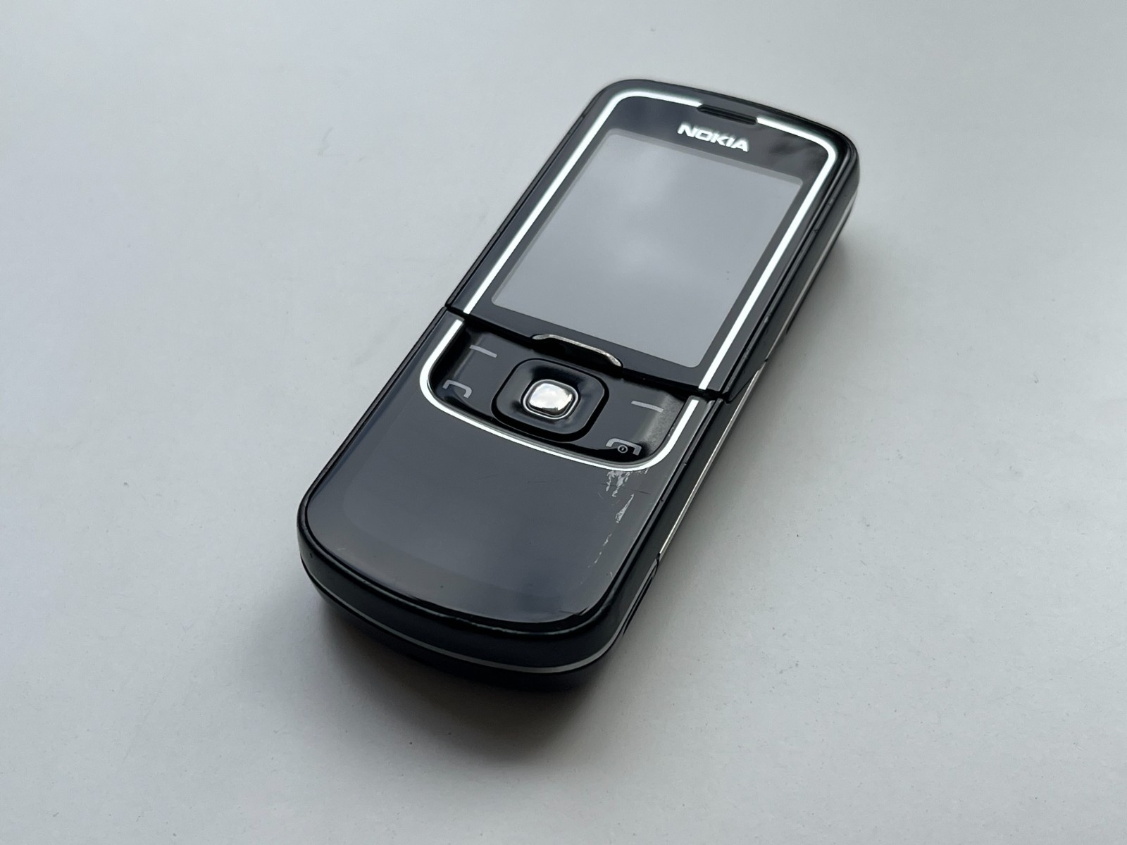 Nokia 8600 Luna Factory unlocked Black color made in Germany – No Battery