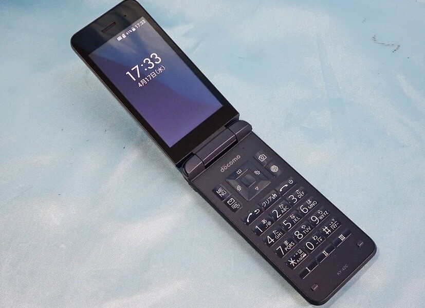 KYOCERA KY-42C DIGNO KEITAI Black ANDROID FLIP PHONE UNLOCKED JAPAN